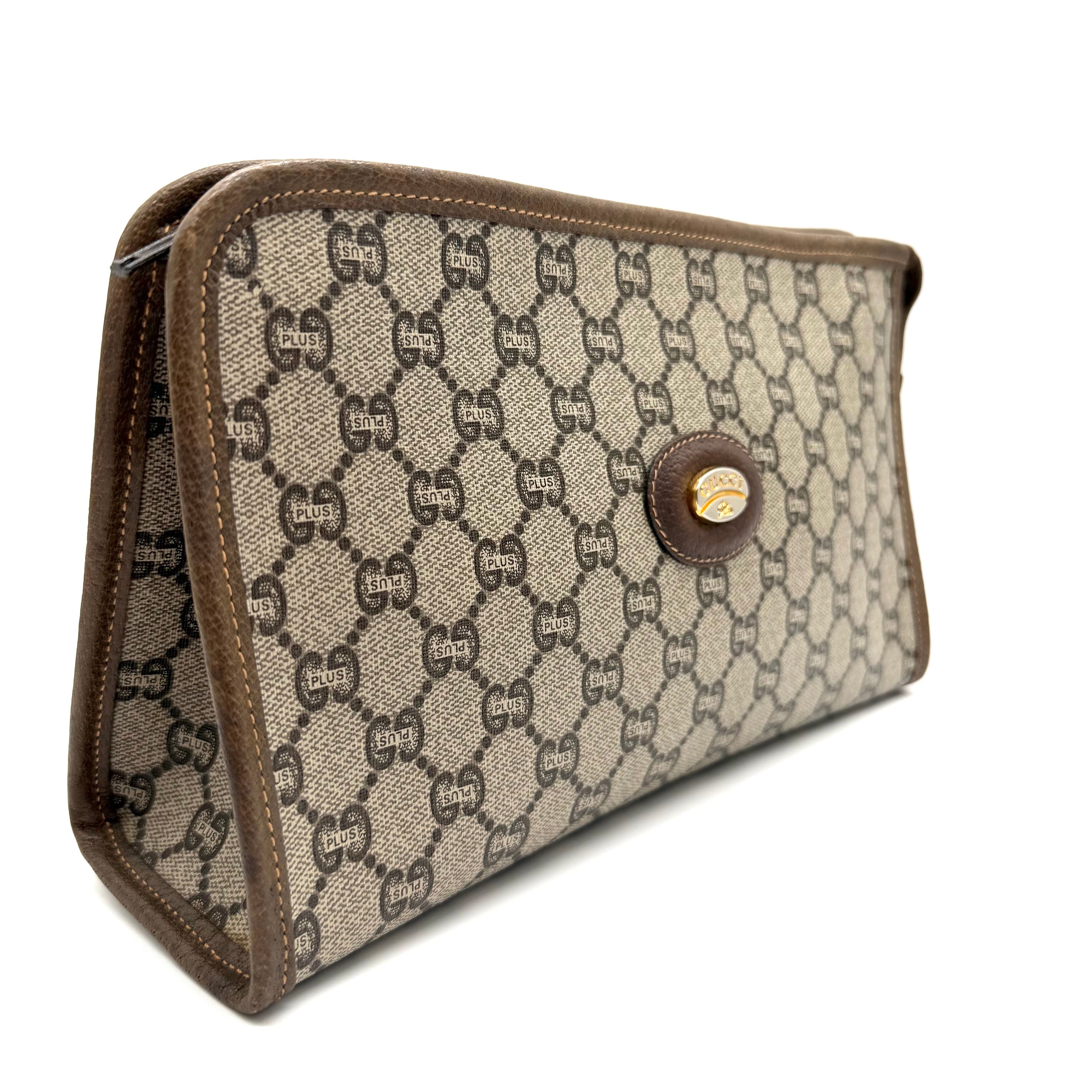 Gucci Vintage GG Plus Monogram Clutch | Beige & Brown | Gold-Tone Hardware (27cm)