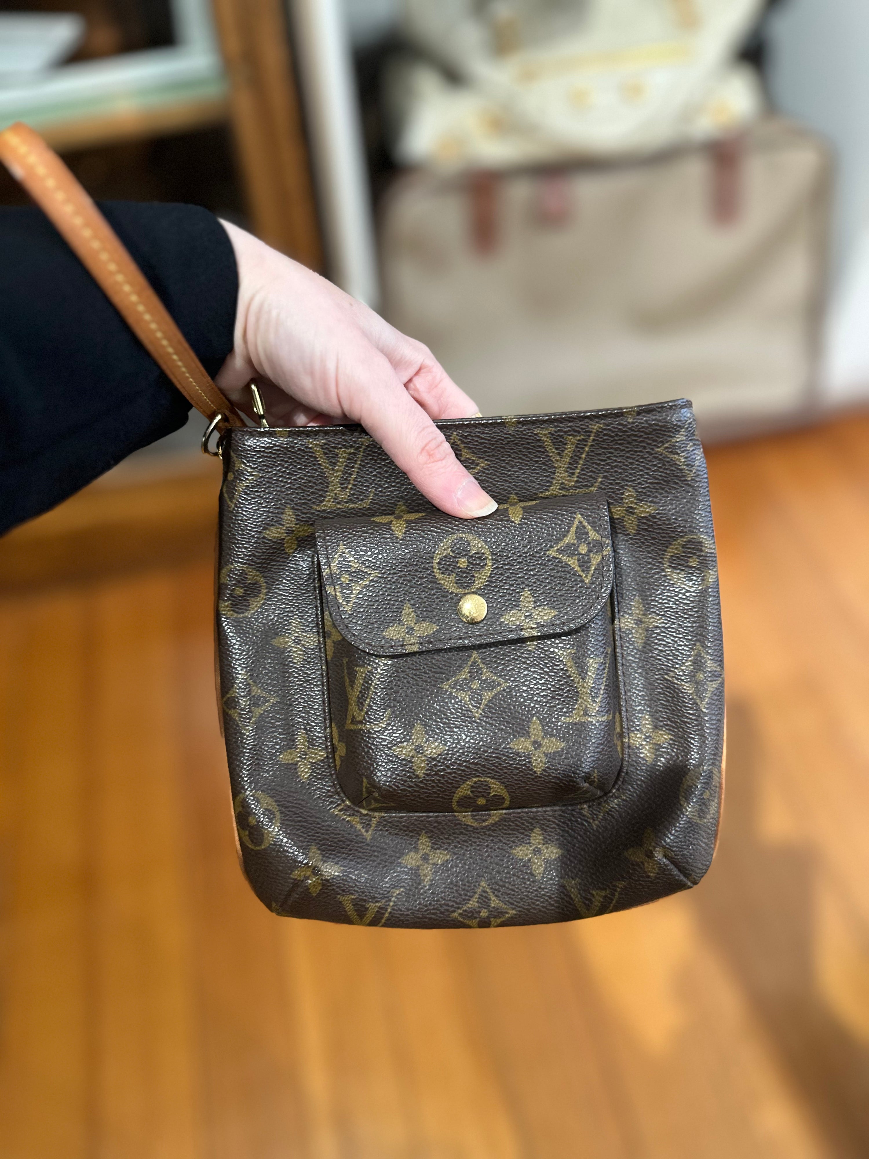 Louis Vuitton Wristlet