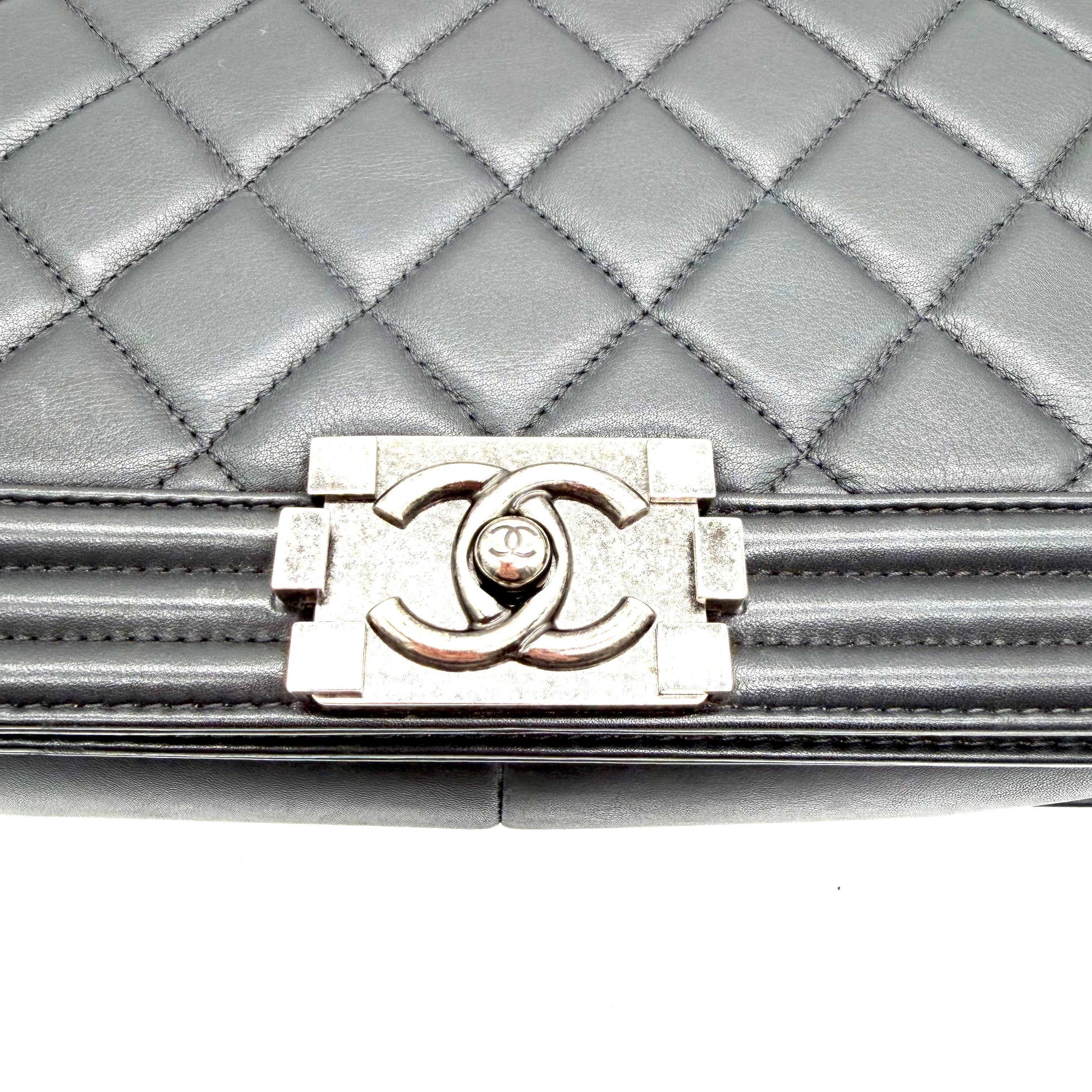 Chanel Boy Flap Shoulder Bag | Black Quilted Leather | Silver-Tone Hardware