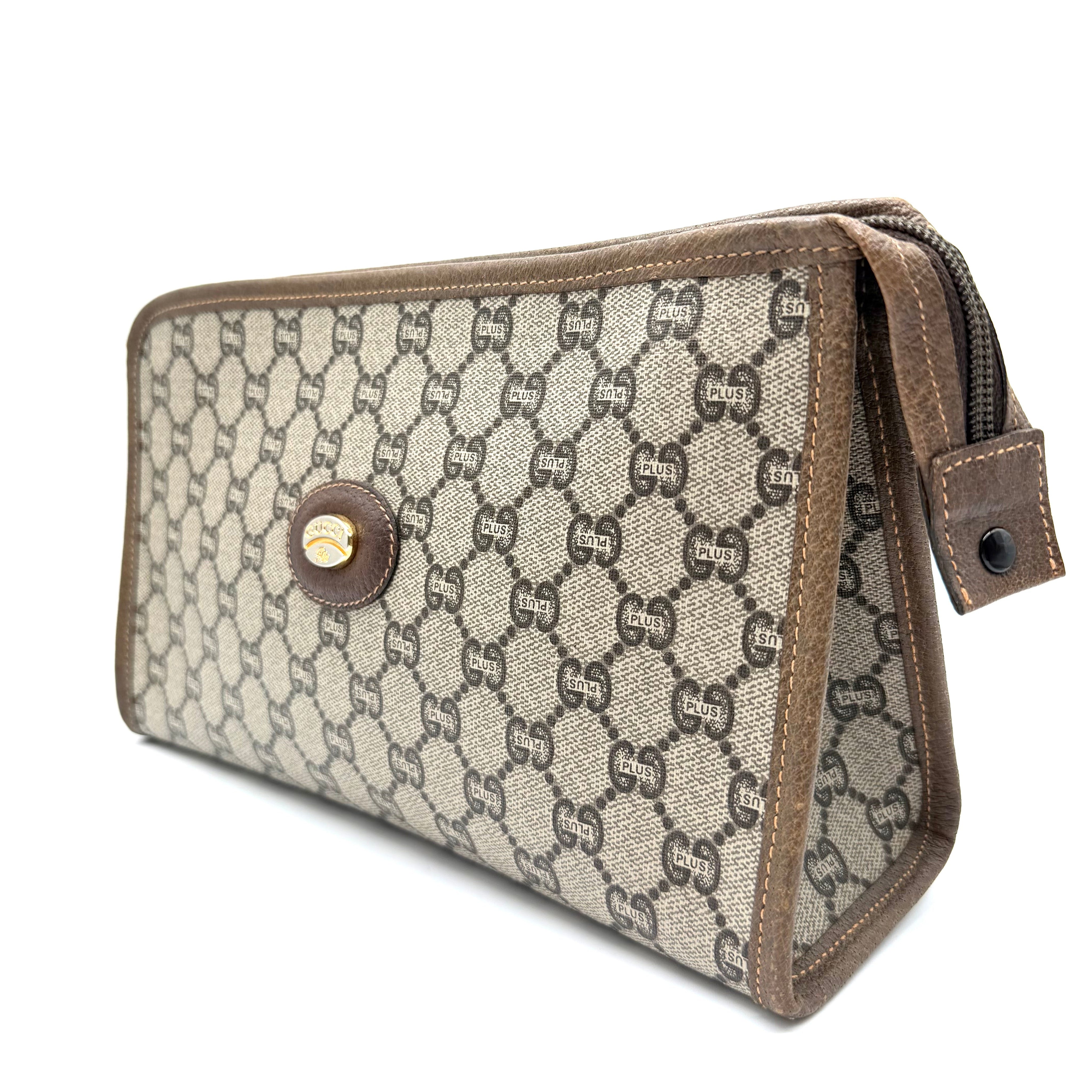 Gucci Vintage GG Plus Monogram Clutch | Beige & Brown | Gold-Tone Hardware (27cm)