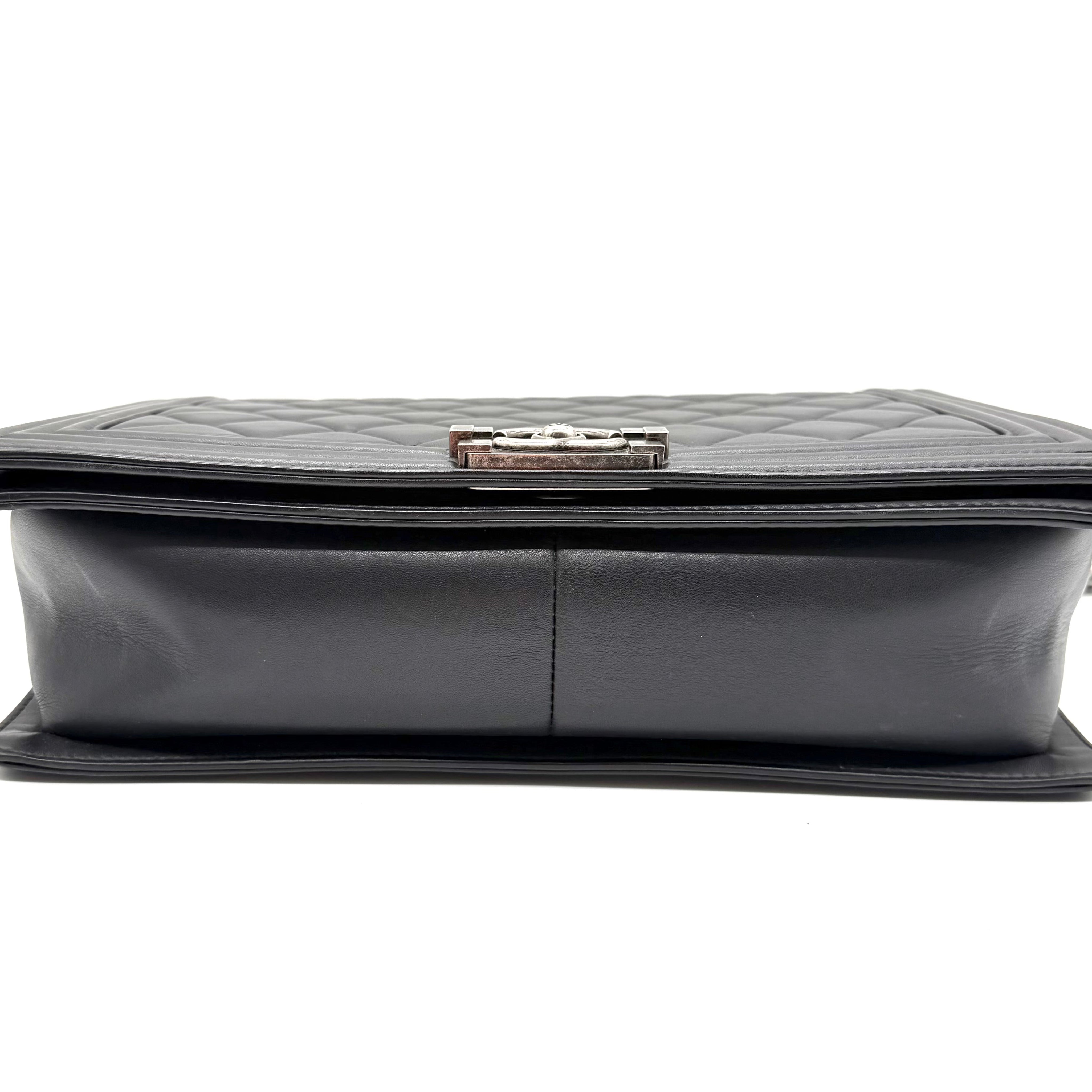 Chanel Boy Flap Shoulder Bag | Black Quilted Leather | Silver-Tone Hardware