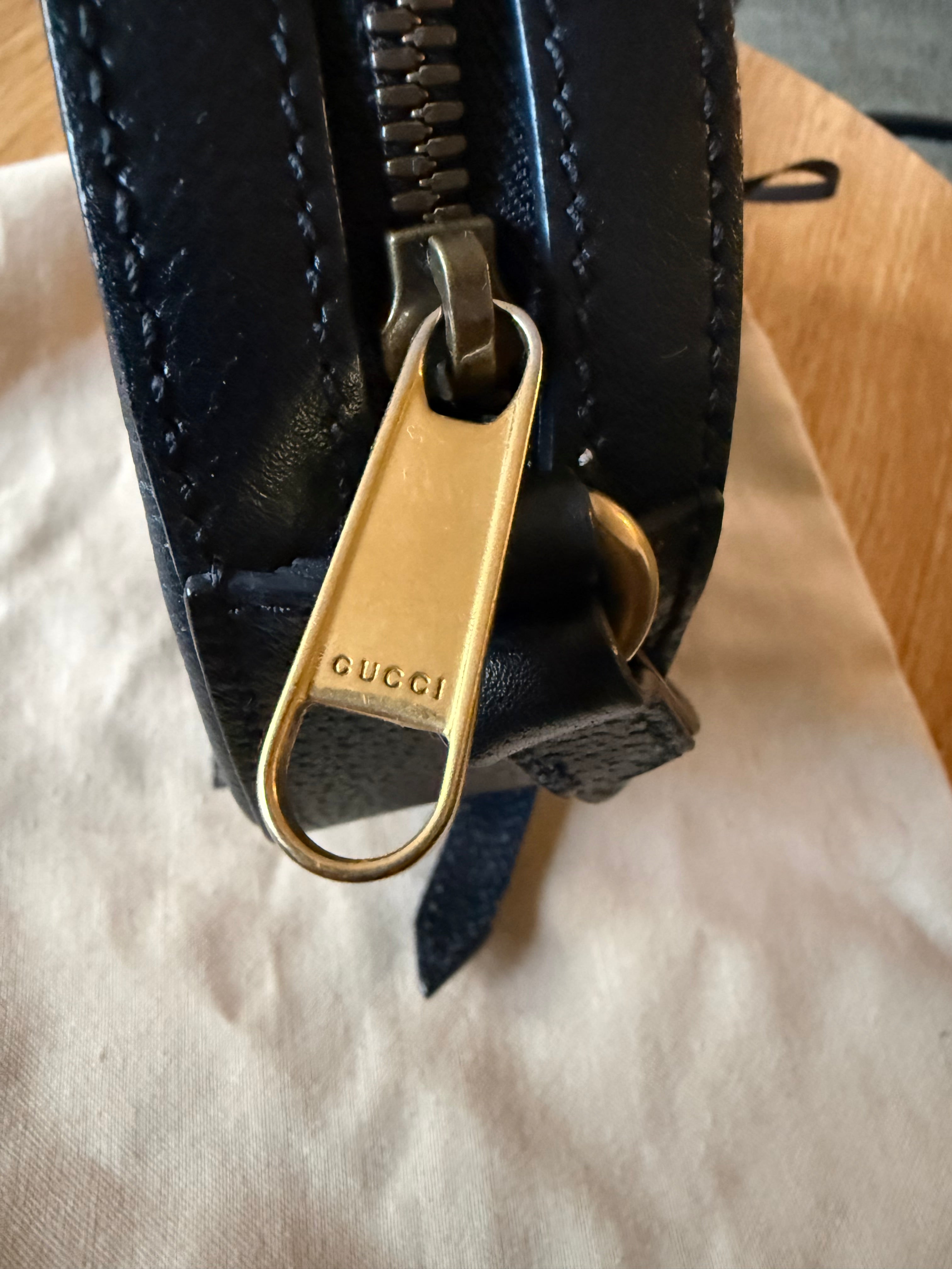 Gucci marmont velvet mini crossbody bag