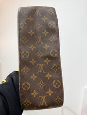 Louis Vuitton Looping GM shoulder bag