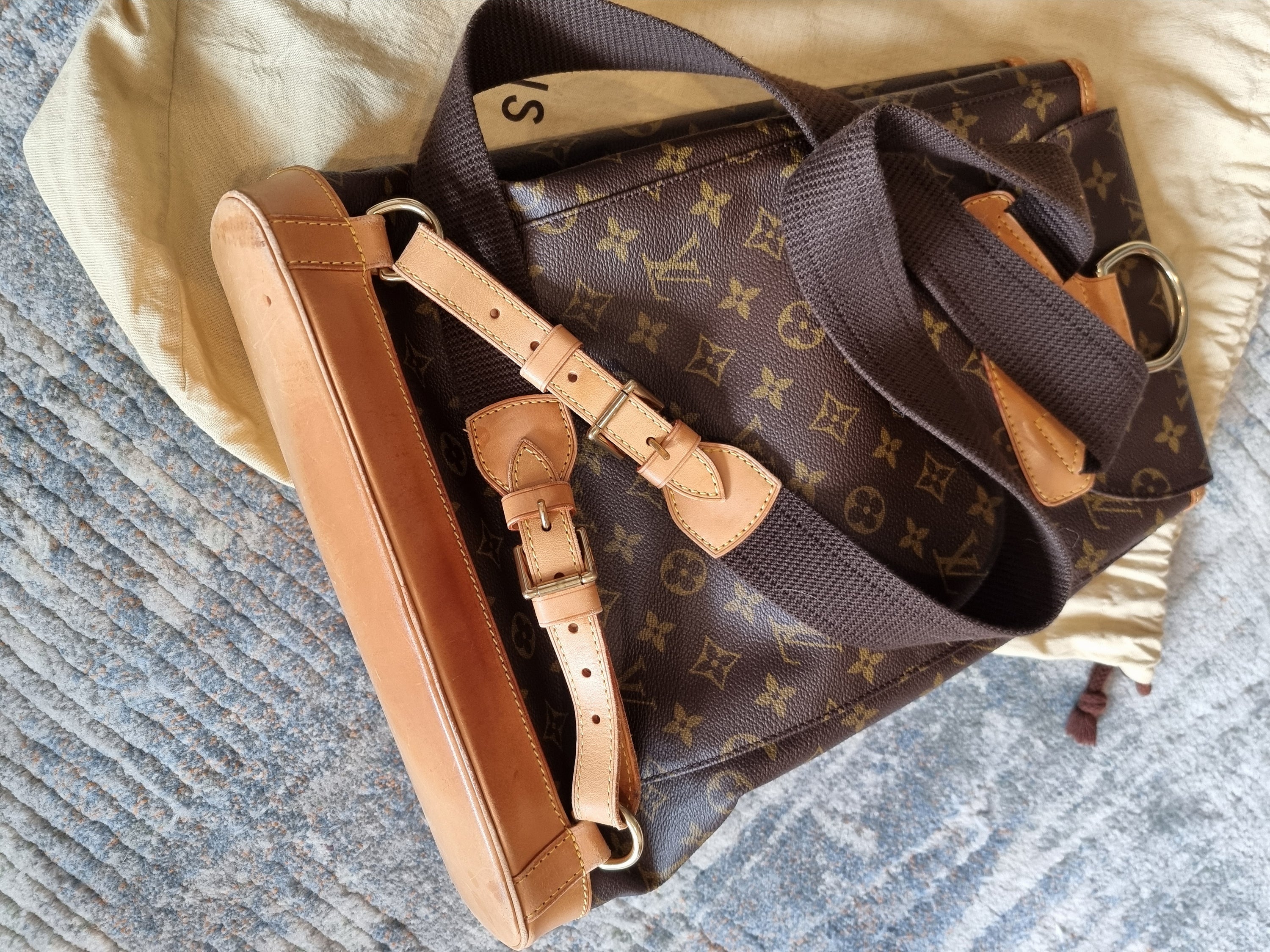 LV - CONS