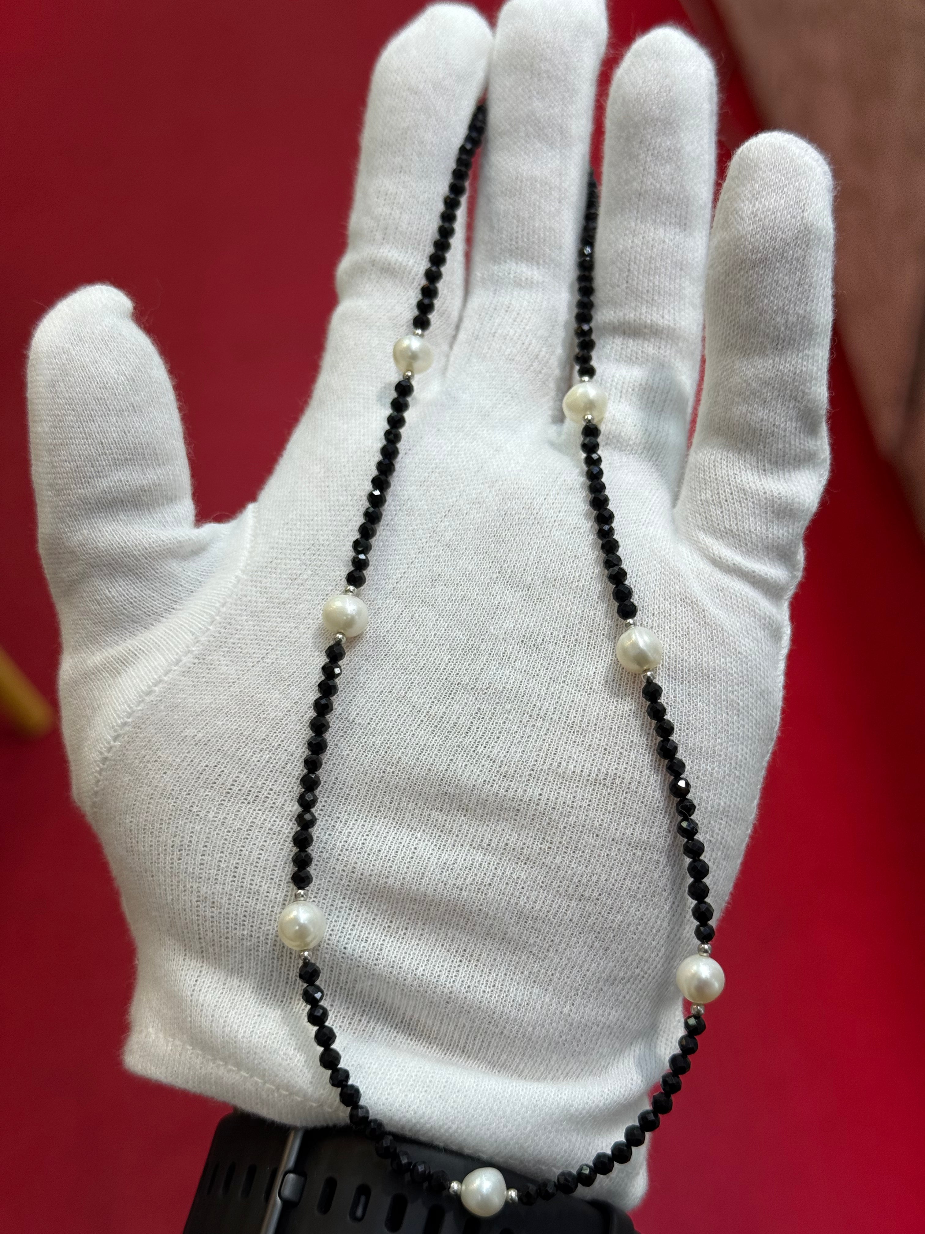 fatma_a.abdo_customblacknecklace_BKK