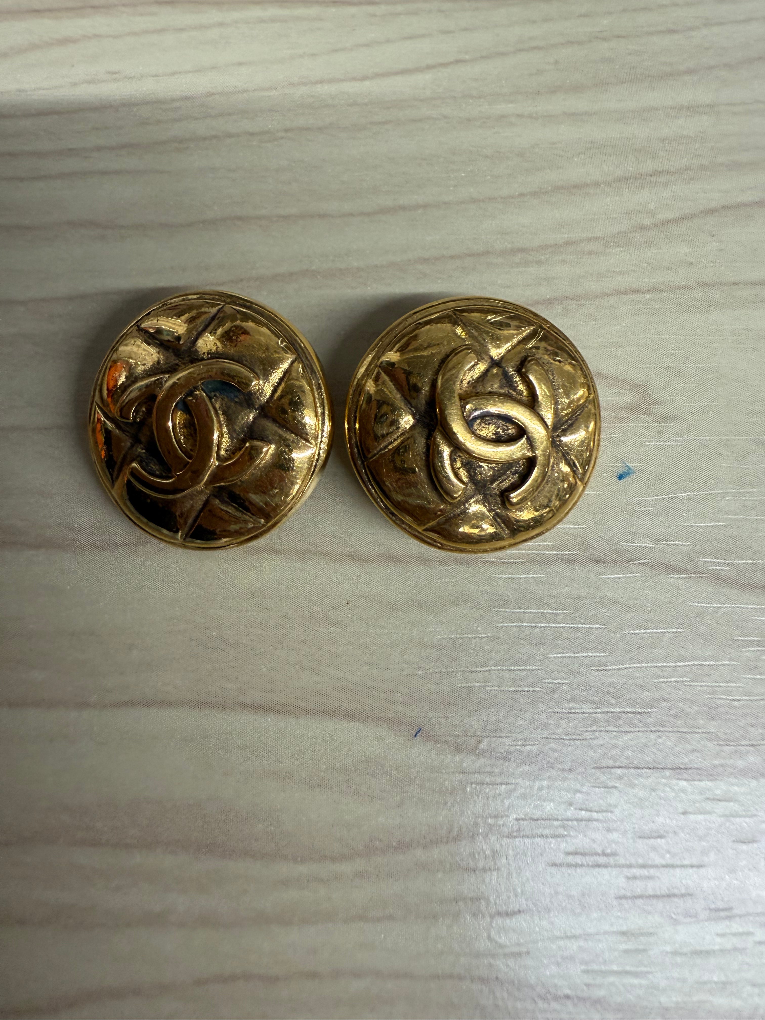 katrina_1102_chanel earrings