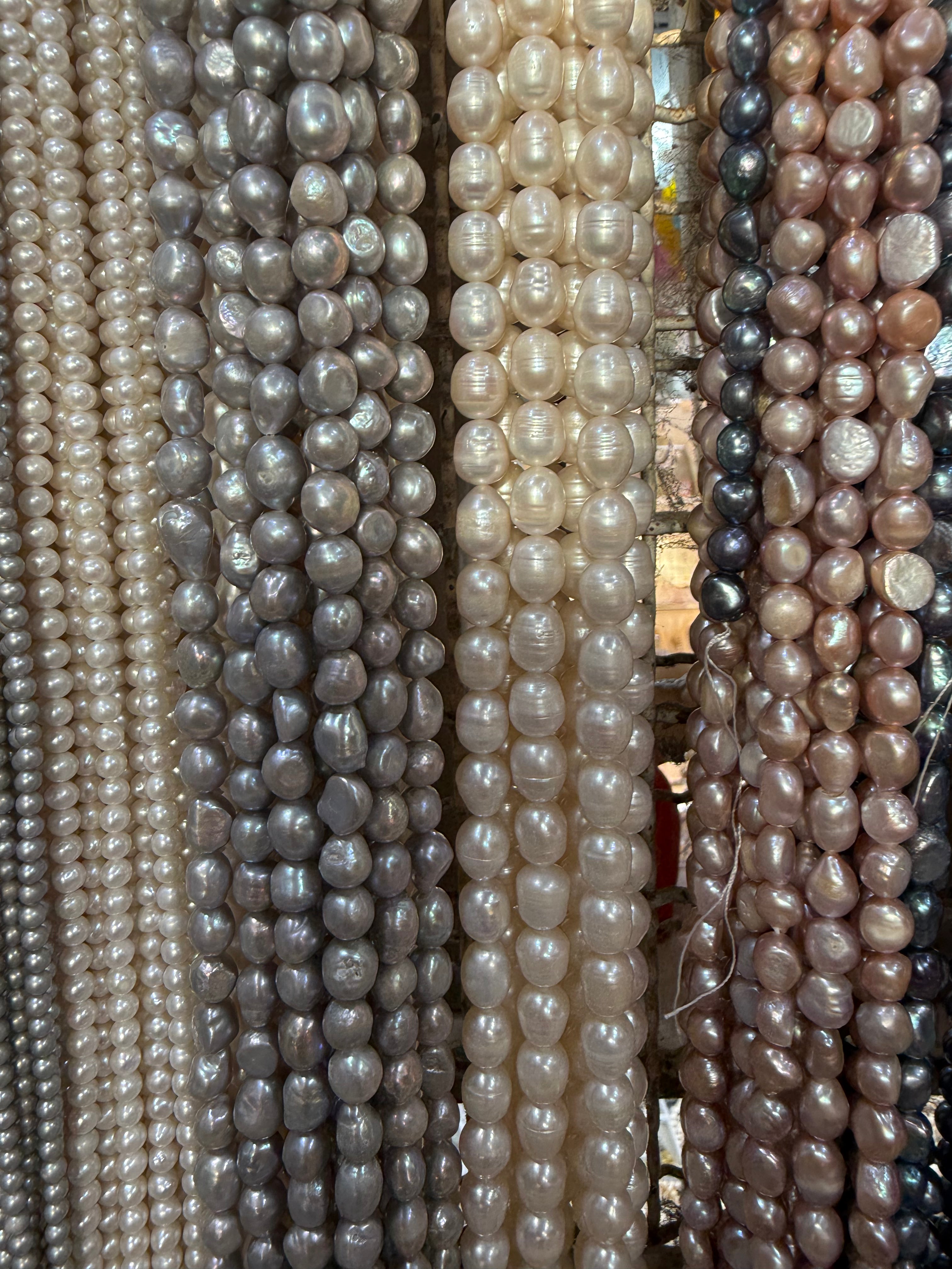 Acrossdeeuniverse - black pearl necklace silver wolf