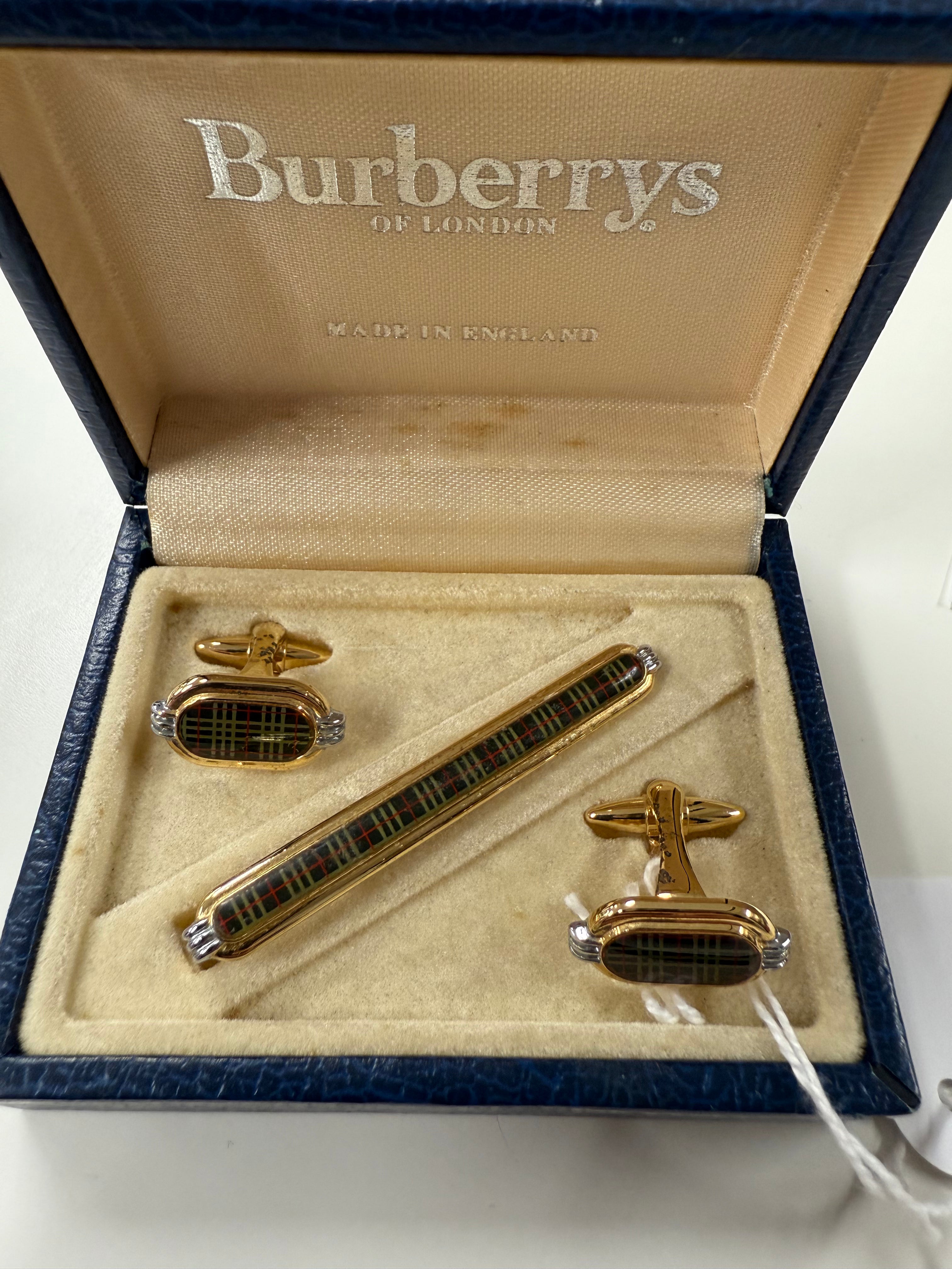 mfgeorge_burberrys_JP