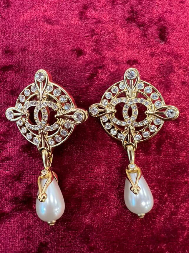 Meryl_ellis Chanel earrings JP