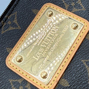 Louis Vuitton Eva Clutch | Monogram Canvas | Gold Hardware