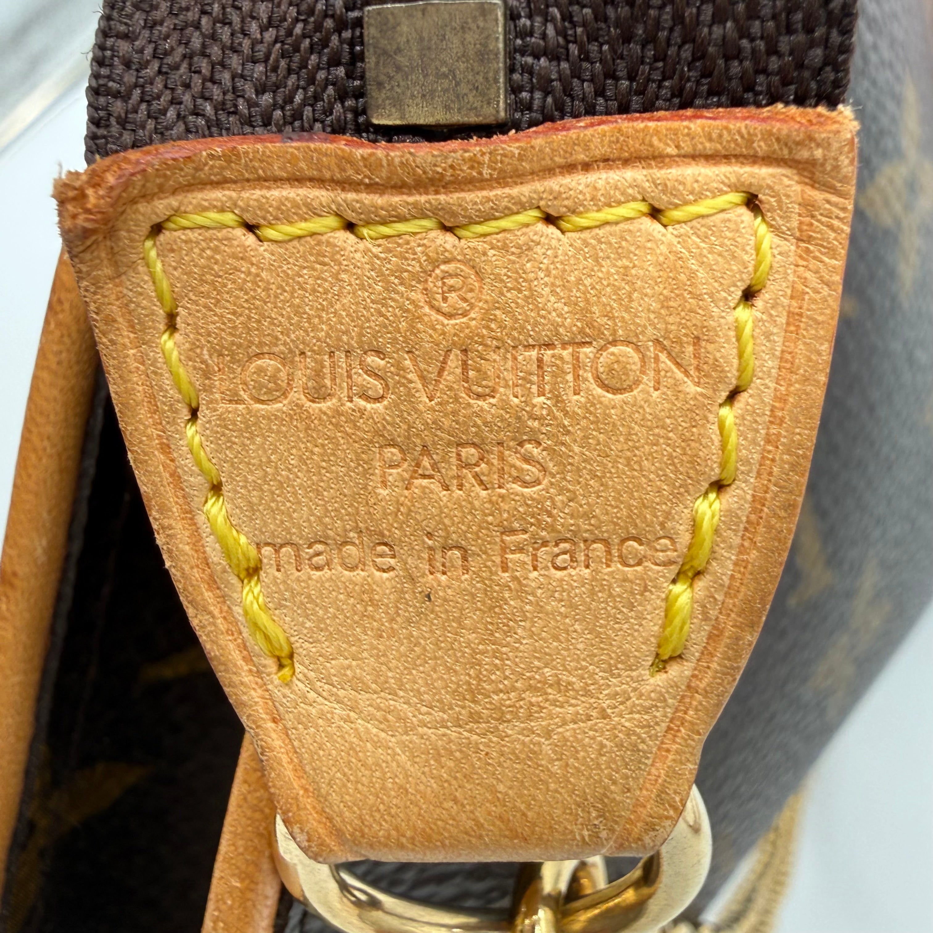 Louis Vuitton Eva Clutch | Monogram Canvas | Gold Hardware