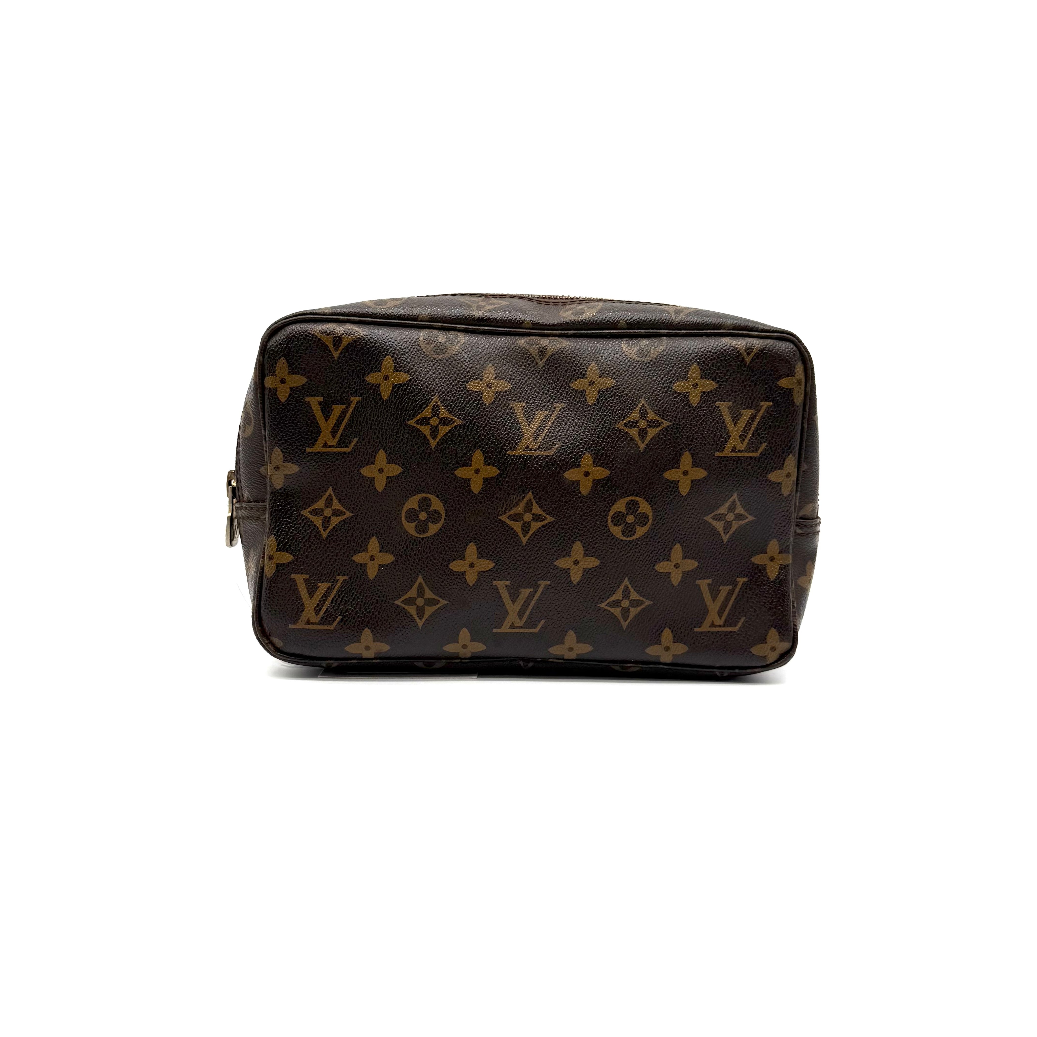 Louis Vuitton Trousse 23 | Monogram Canvas | Gold Hardware