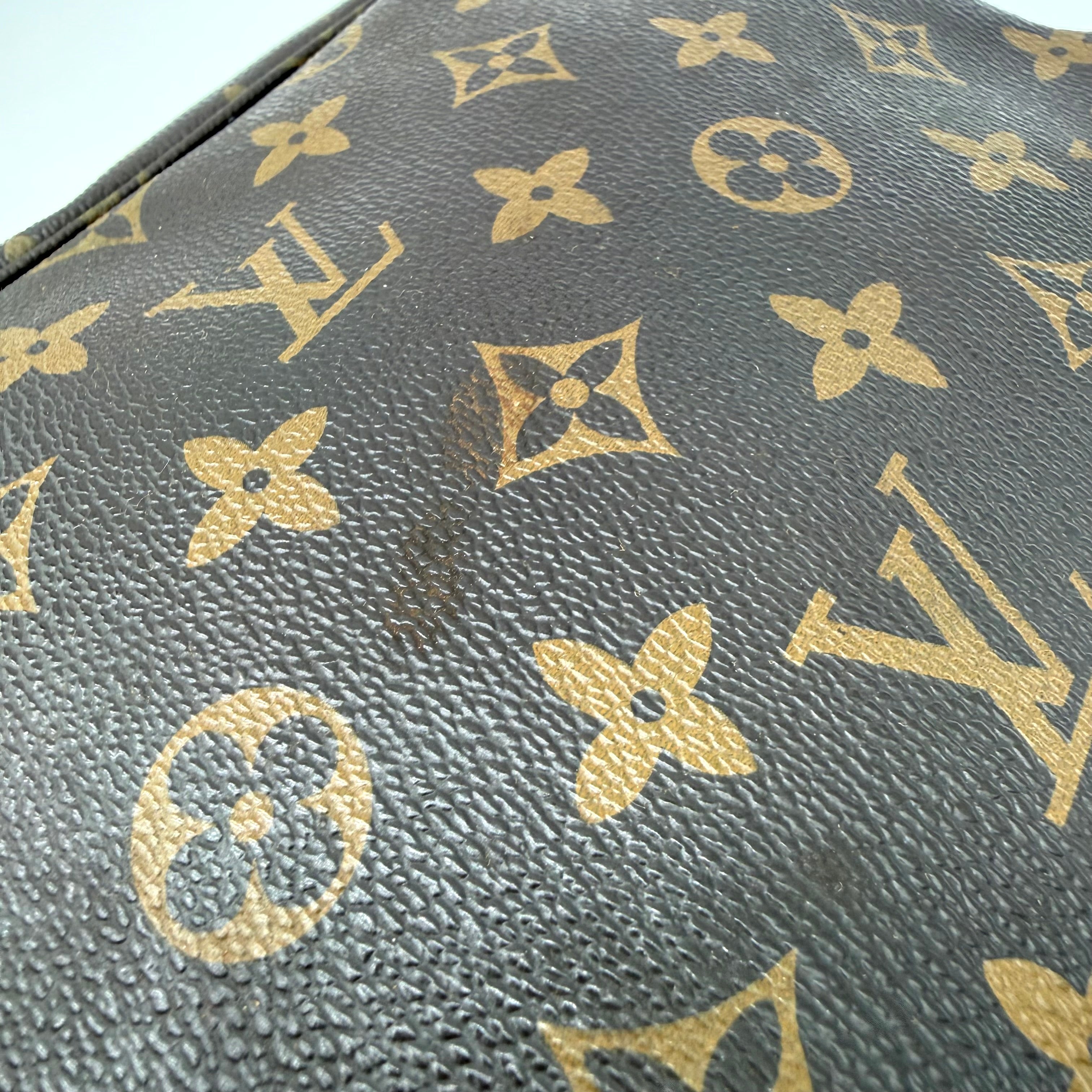 Louis Vuitton Trousse 23 | Monogram Canvas | Gold Hardware