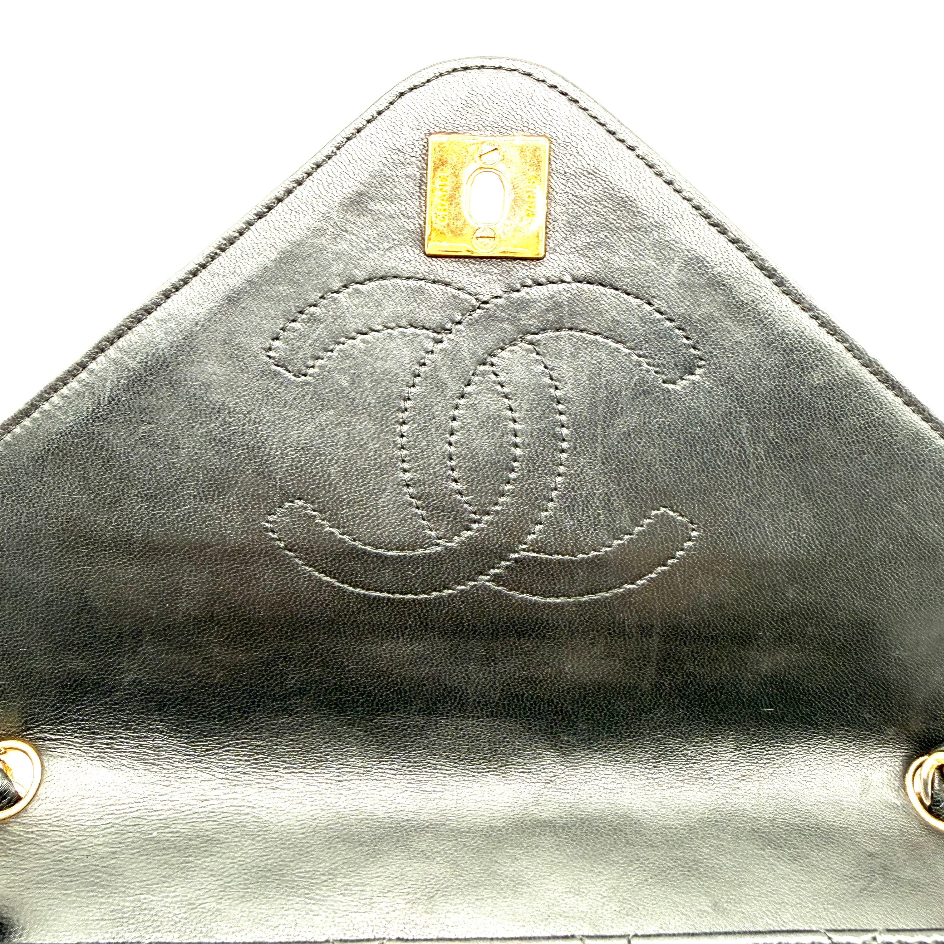 Vintage Chanel Quilted Flap Bag | Black Lambskin | Gold Hardware