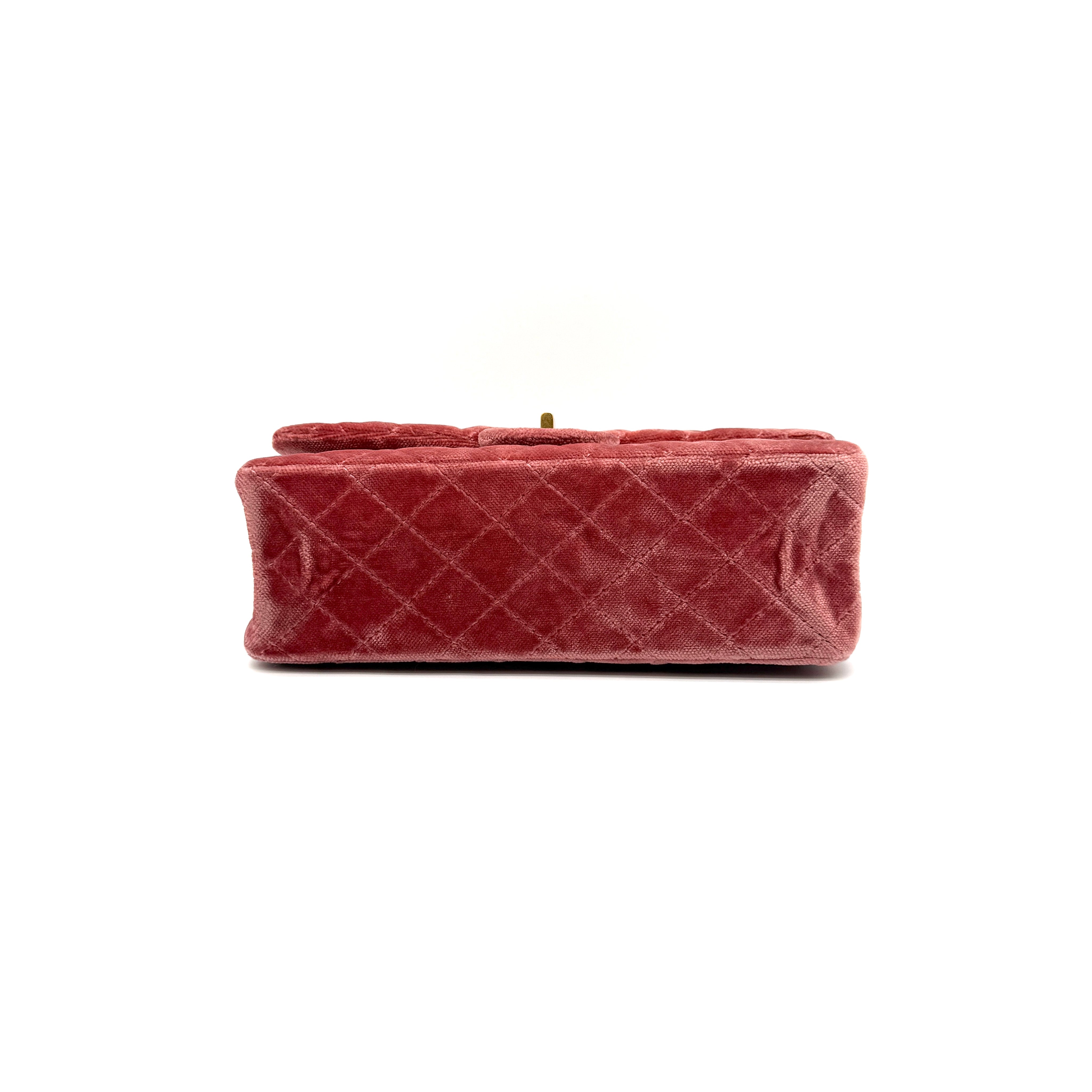 Chanel | 2.55 Reissue 225 Double Flap | Pink Velvet | Aged Gold Hardware