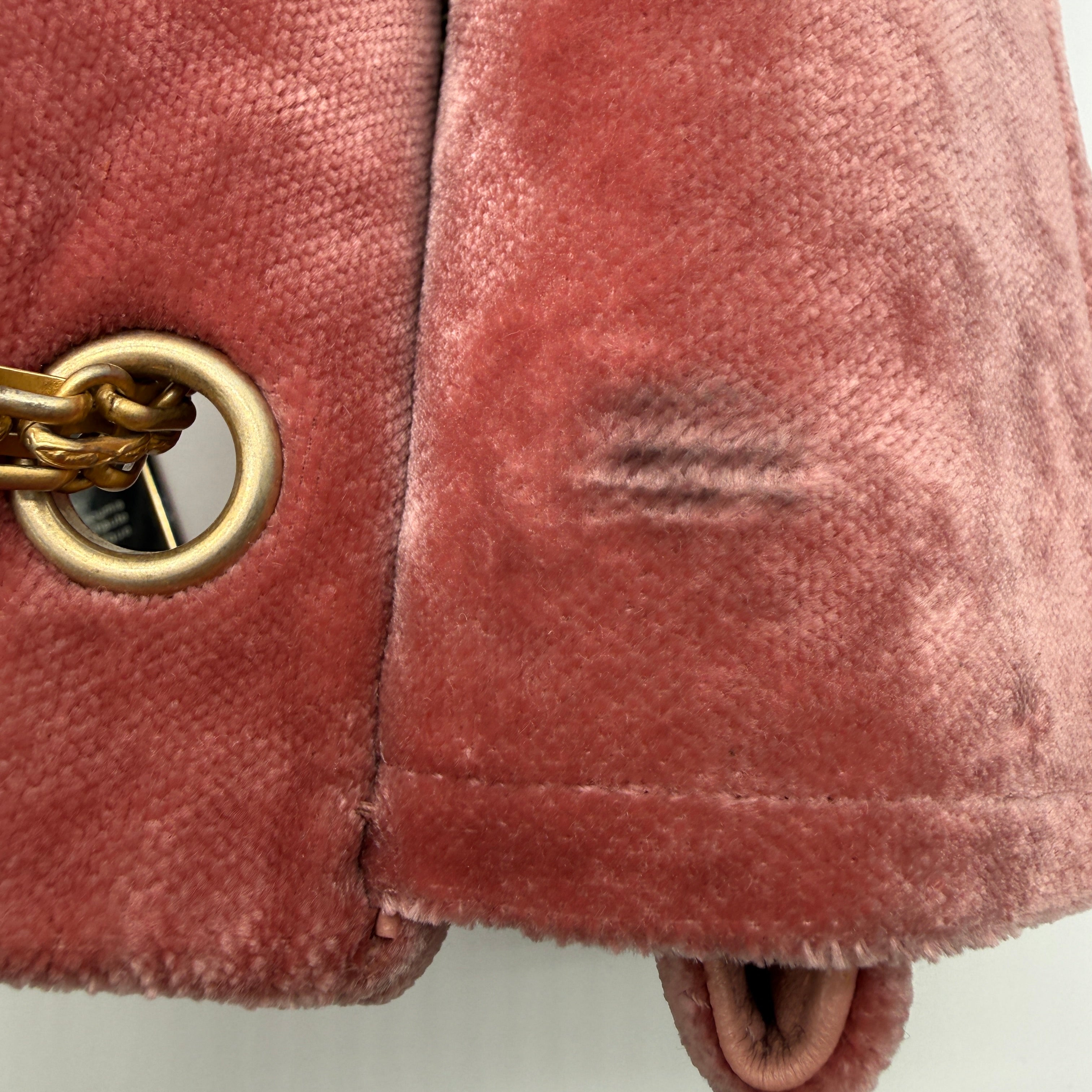 Chanel | 2.55 Reissue 225 Double Flap | Pink Velvet | Aged Gold Hardware