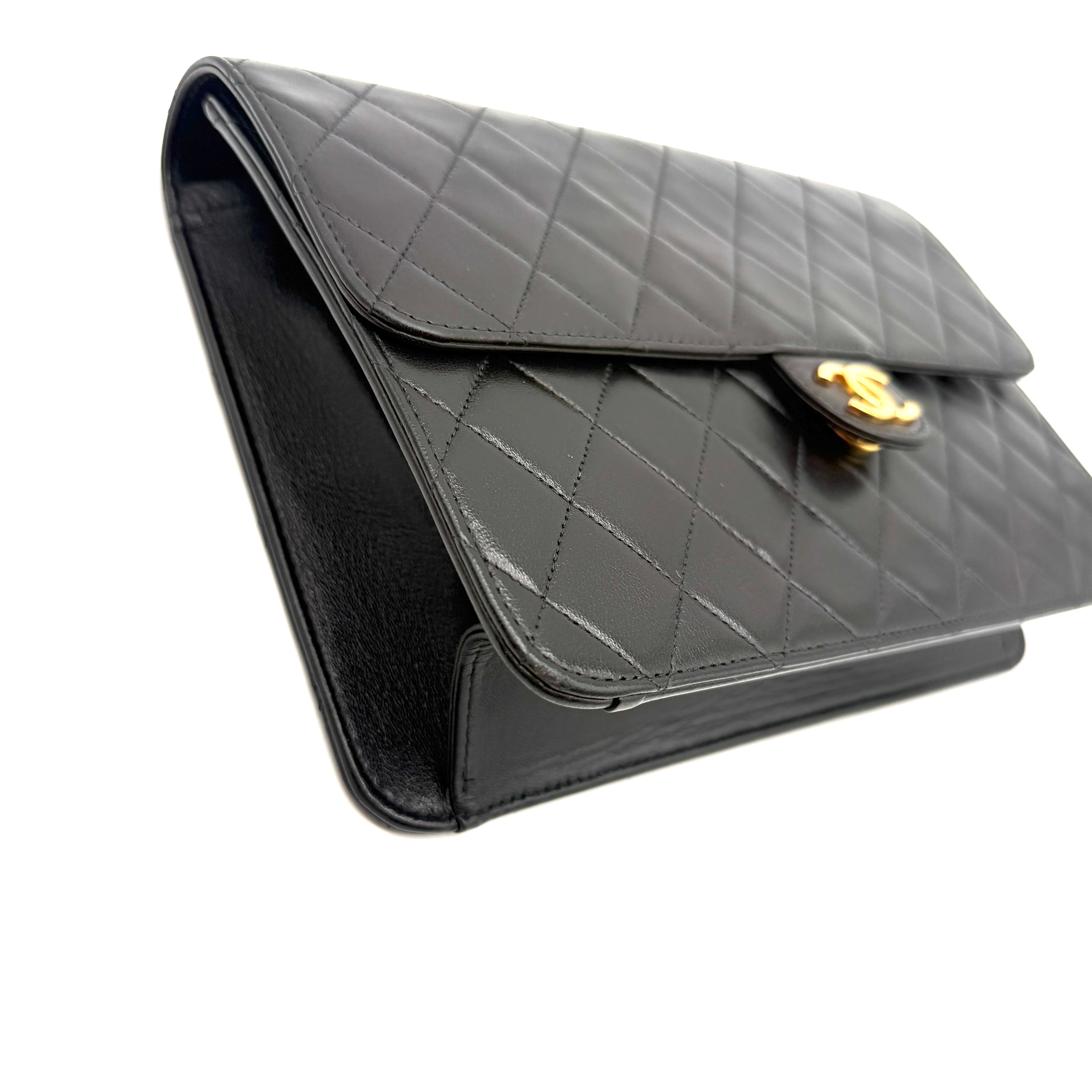 Chanel | Classic Quilted Flap Bag | Small | Gold-Tone CC Turnlock (25cm)