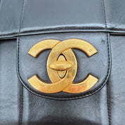 Chanel | Vertical Quilted Flap Bag | Jumbo | Gold-Tone CC Turnlock