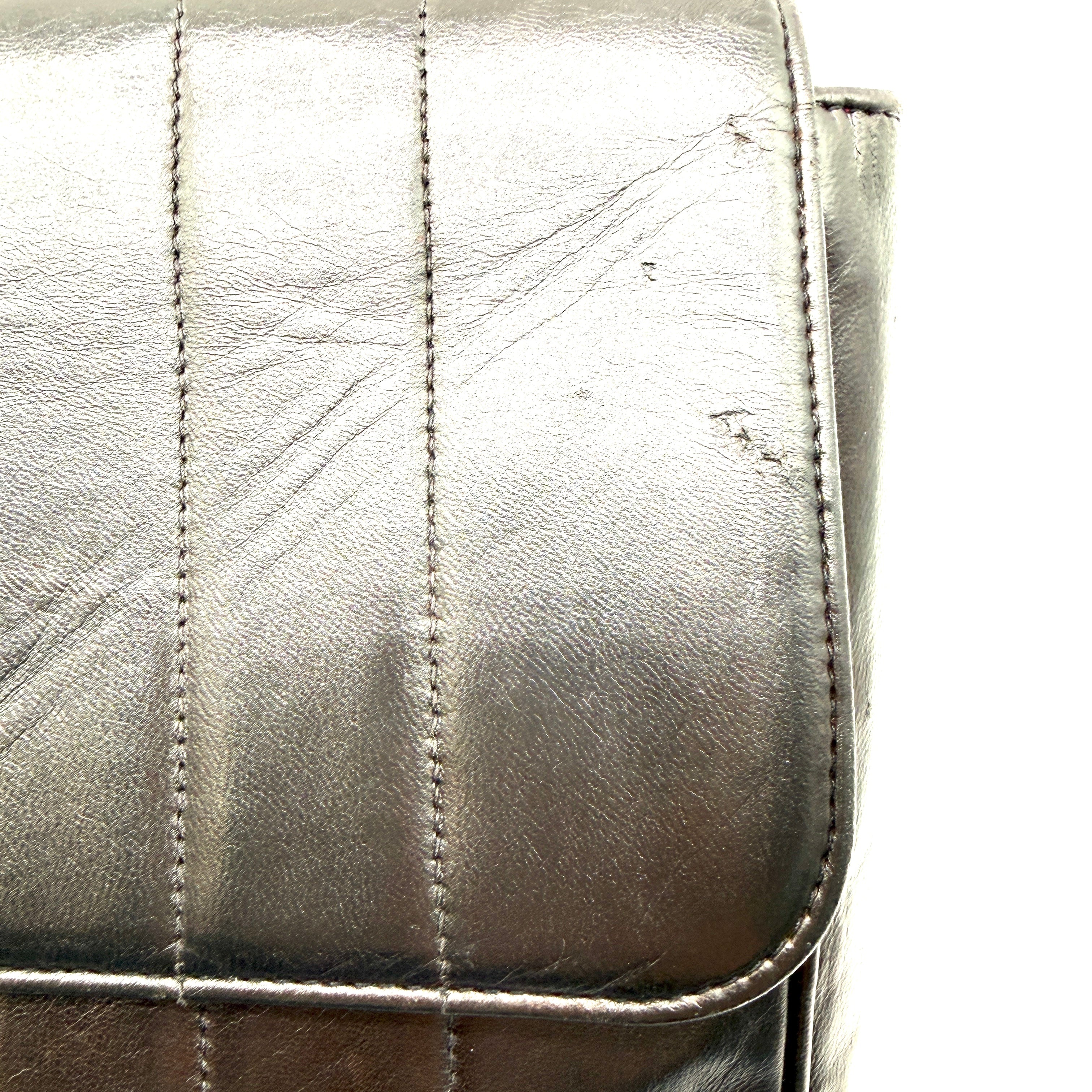 Chanel | Vertical Quilted Flap Bag | Jumbo | Gold-Tone CC Turnlock