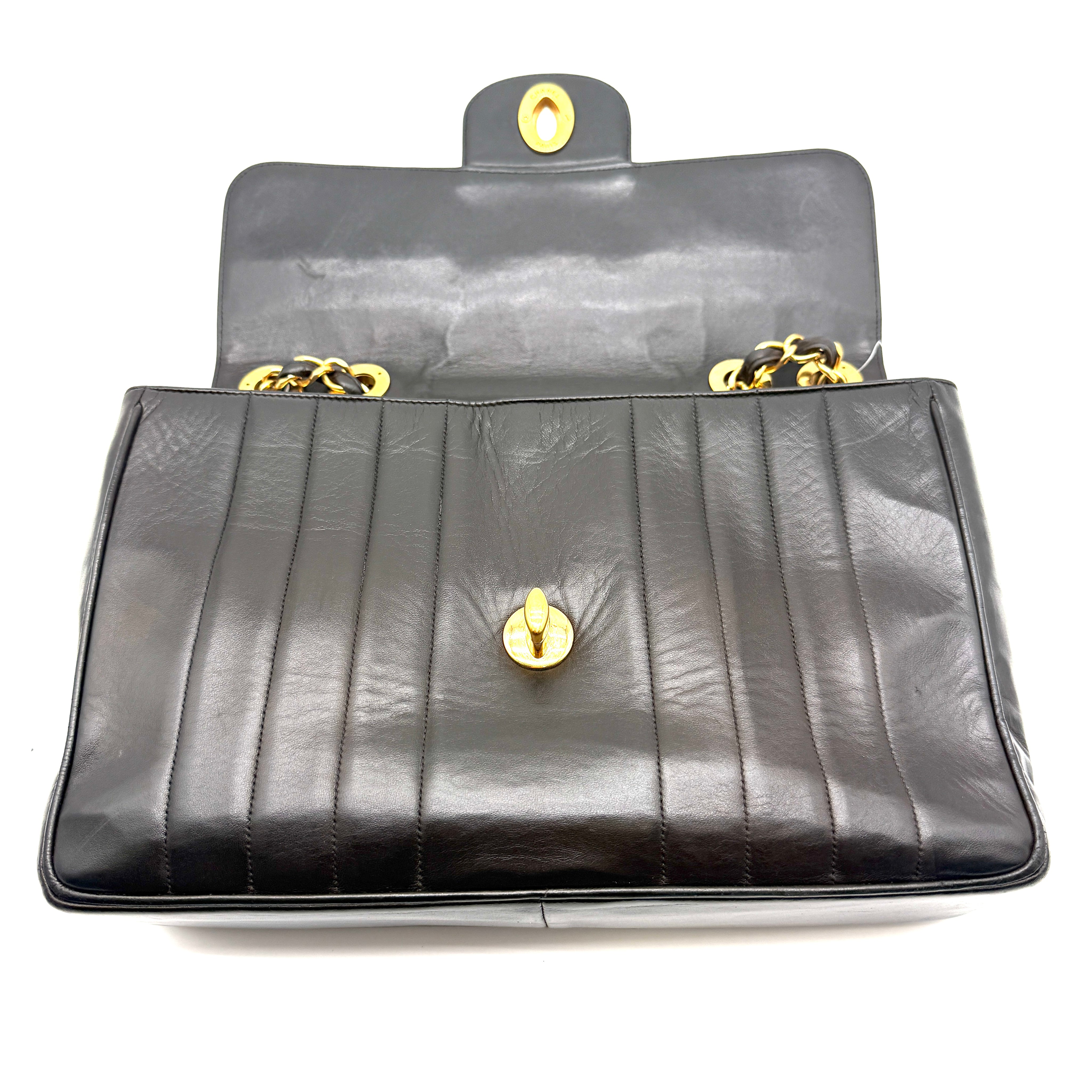 Chanel | Vertical Quilted Flap Bag | Jumbo | Gold-Tone CC Turnlock
