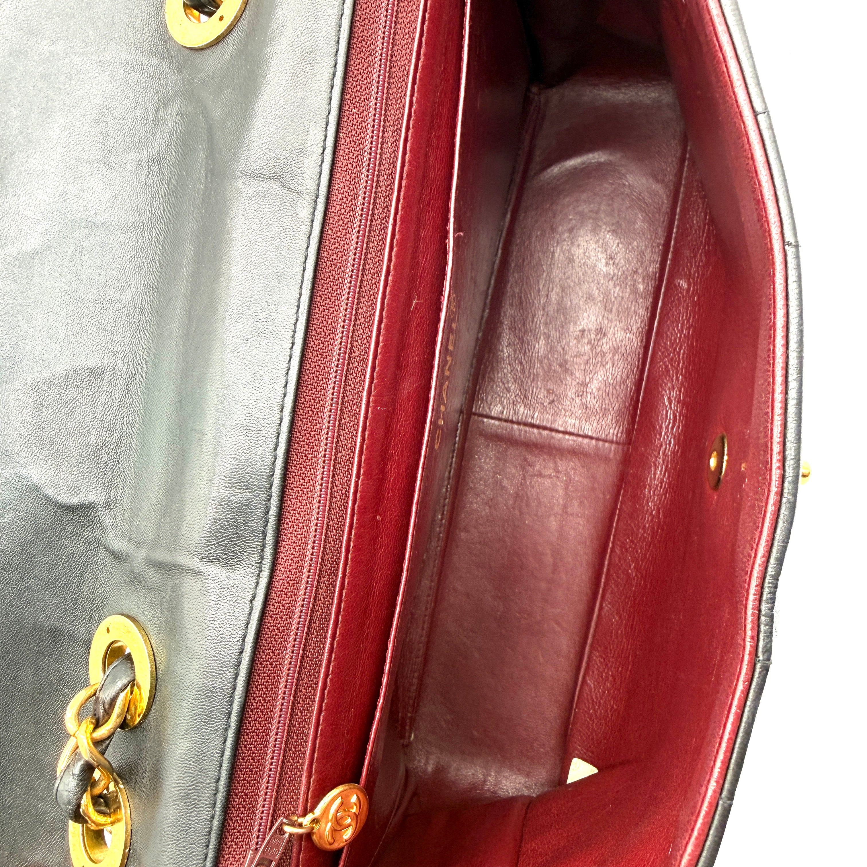 Chanel | Vertical Quilted Flap Bag | Jumbo | Gold-Tone CC Turnlock