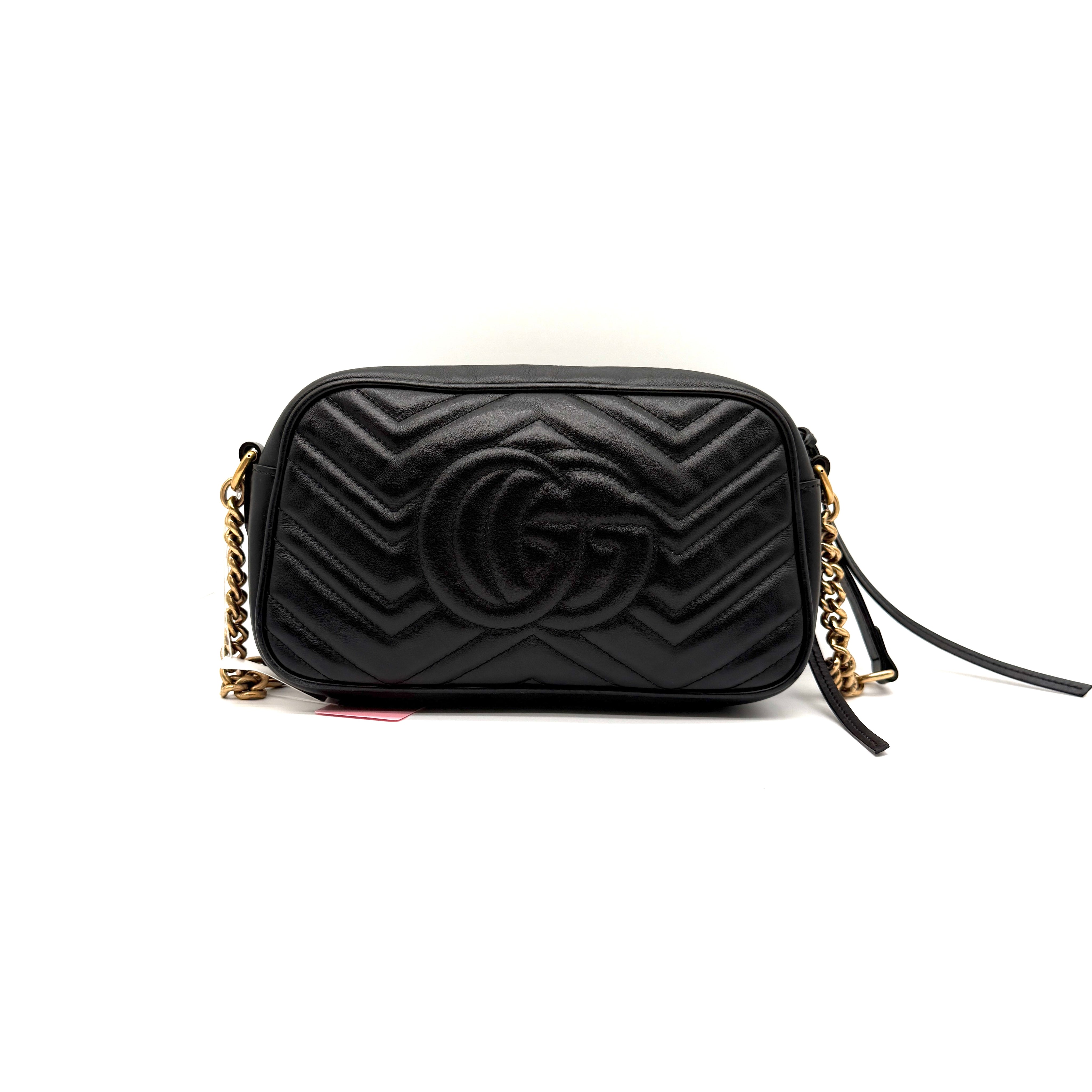 Gucci | GG Marmont Matelassé Camera Bag | Chevron Leather | Gold-Tone GG Hardware