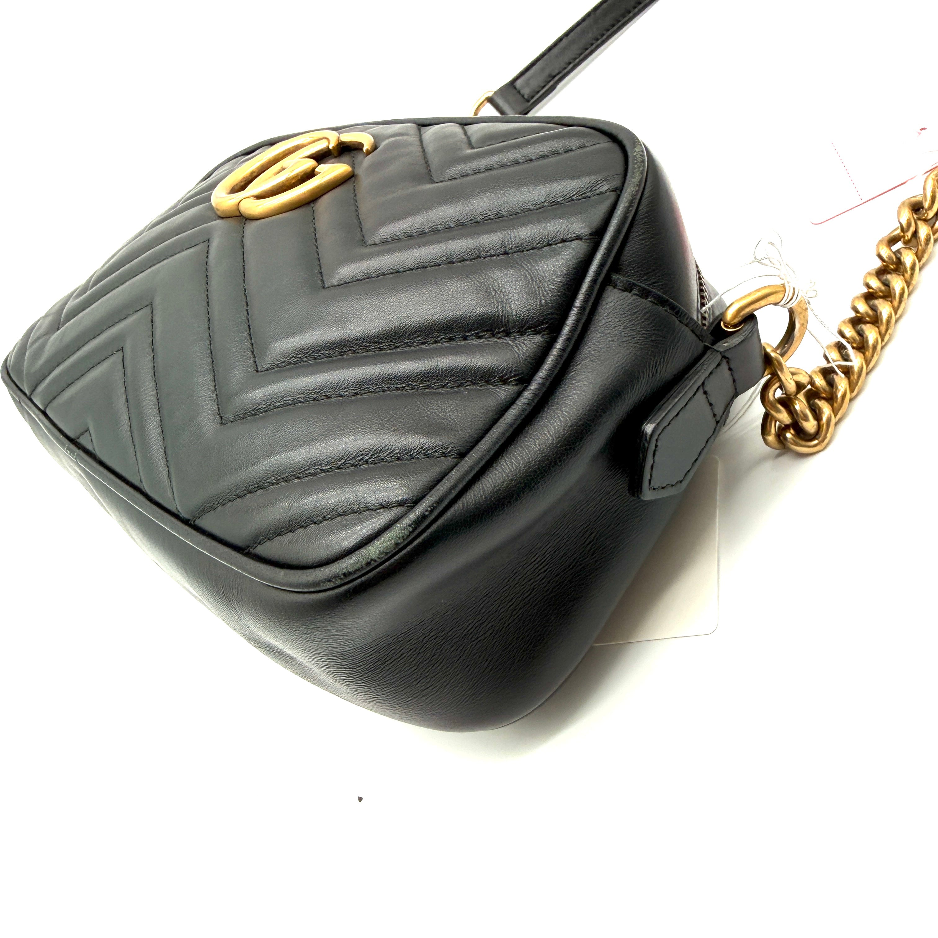 Gucci | GG Marmont Matelassé Camera Bag | Chevron Leather | Gold-Tone GG Hardware