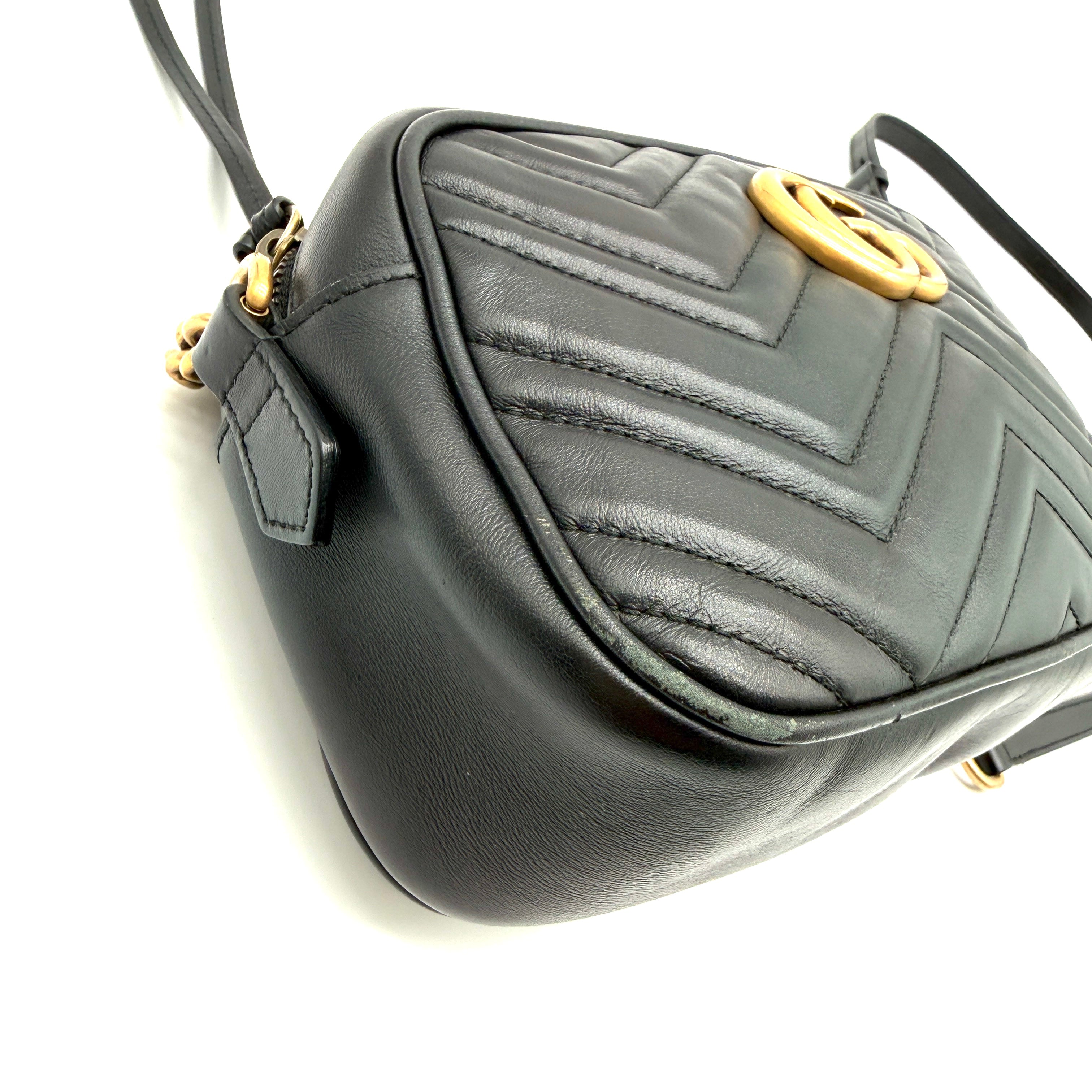 Gucci | GG Marmont Matelassé Camera Bag | Chevron Leather | Gold-Tone GG Hardware