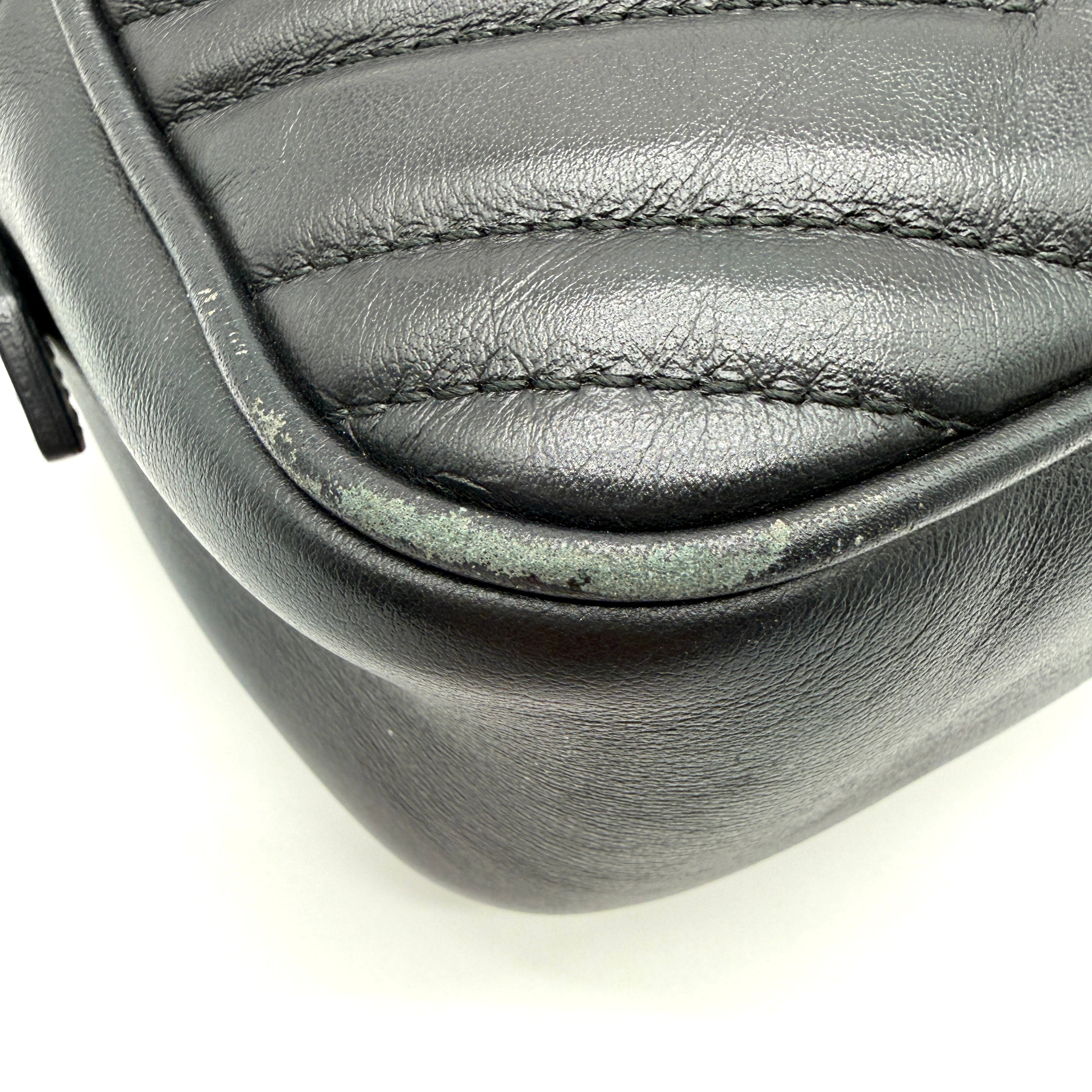 Gucci | GG Marmont Matelassé Camera Bag | Chevron Leather | Gold-Tone GG Hardware