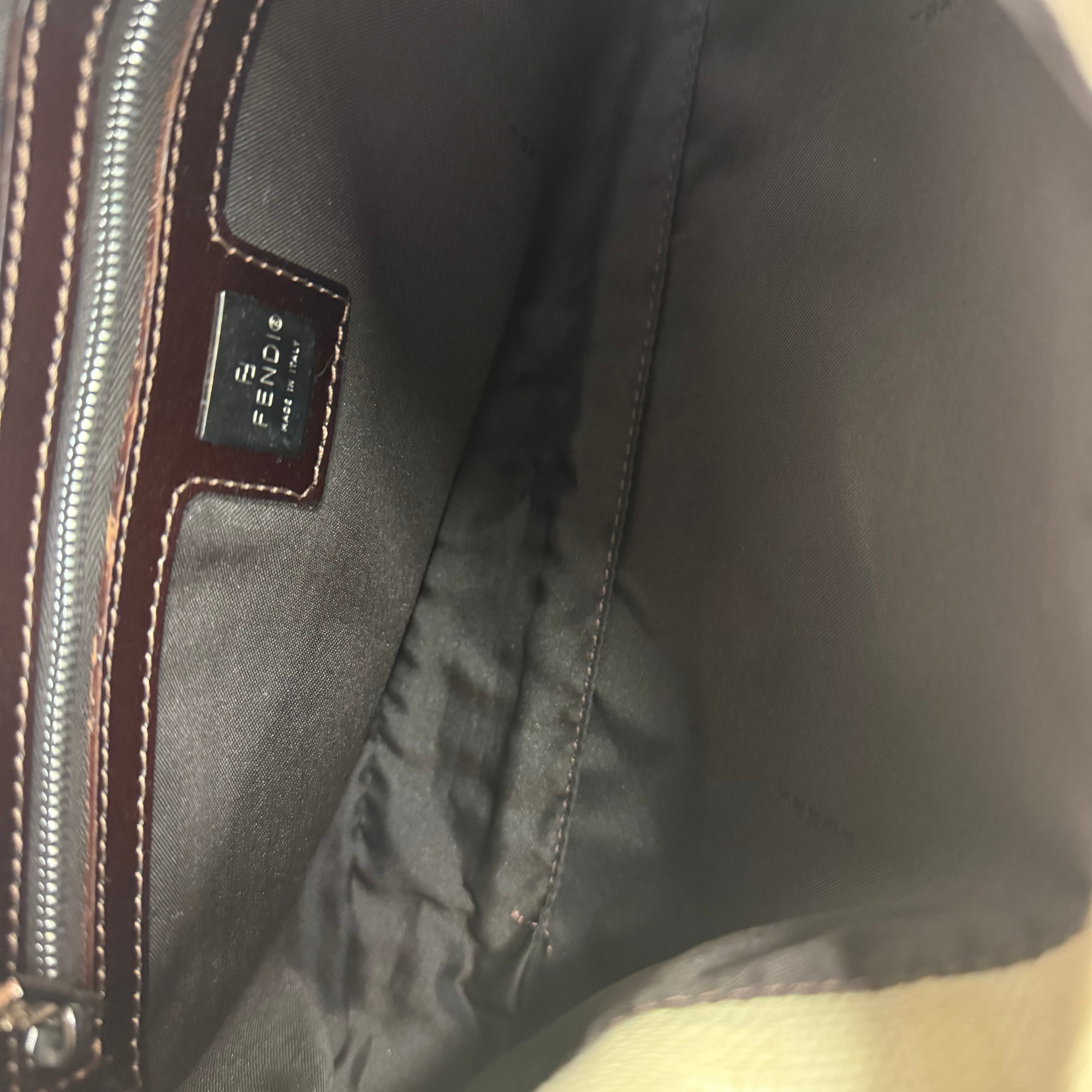 Fendi | Zucca Baguette – Beige Canvas (Pristine Condition)