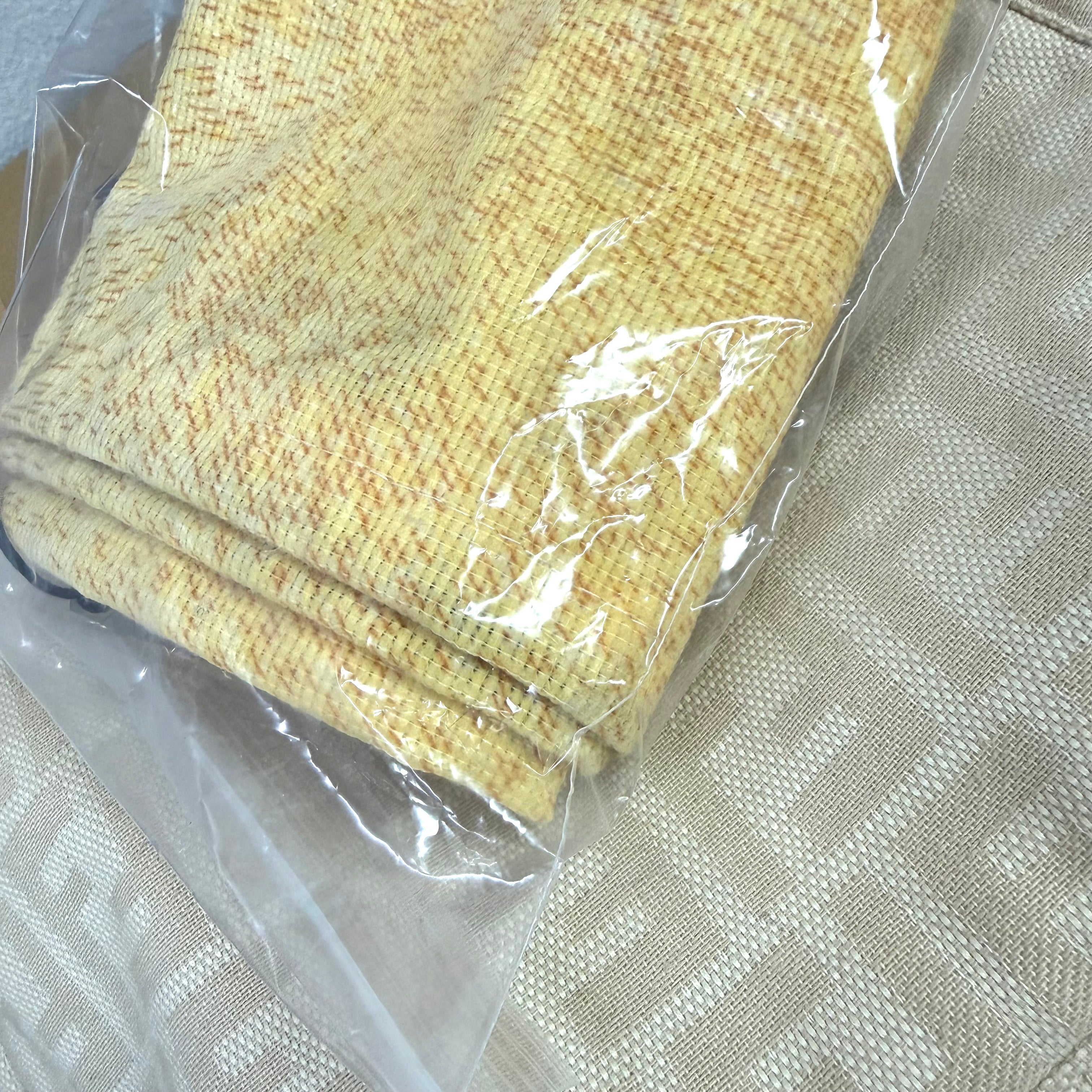 Fendi | Zucca Baguette – Beige Canvas (Pristine Condition)