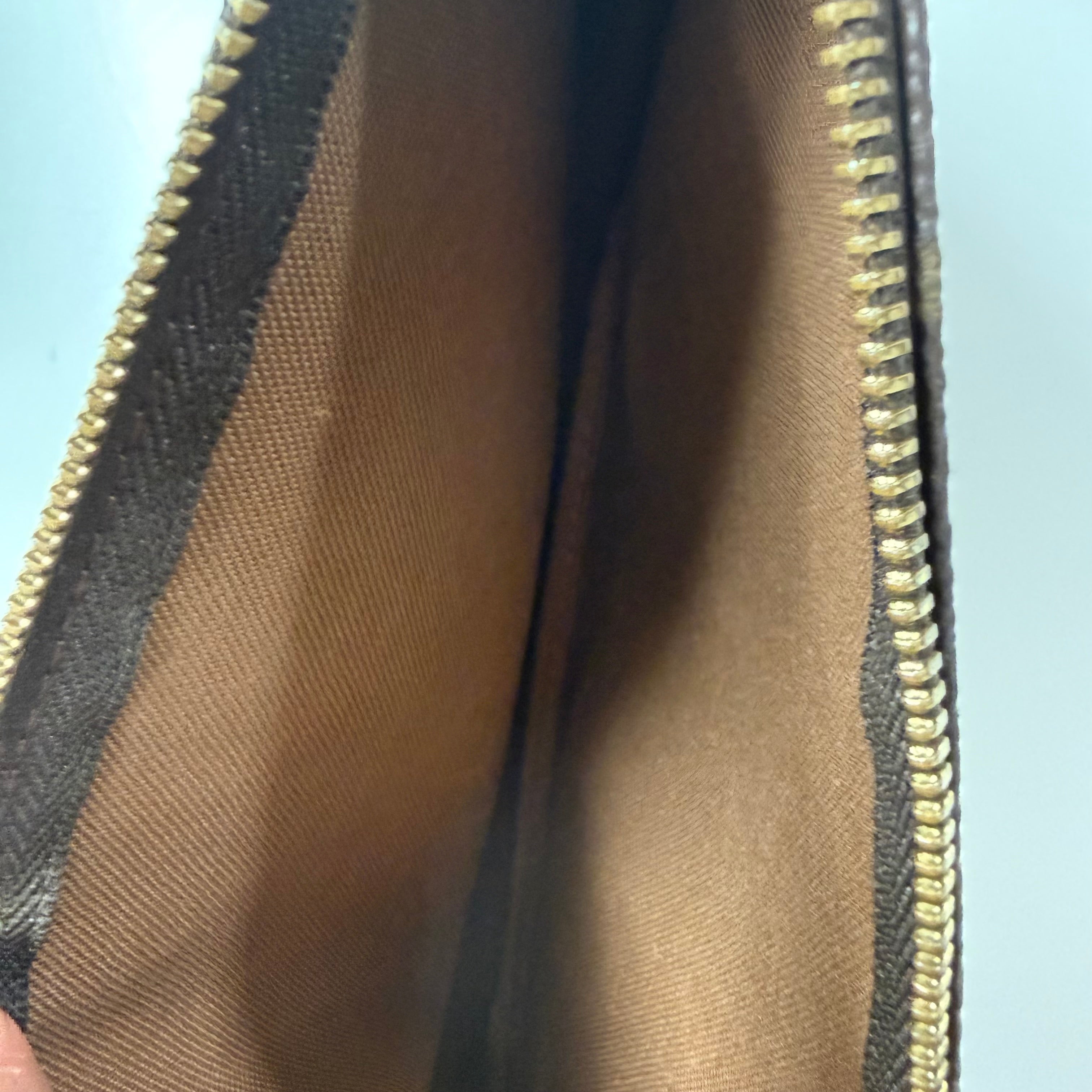 Louis Vuitton x Stephen Sprouse Limited Edition Graffiti Pochette (Pristine Condition)