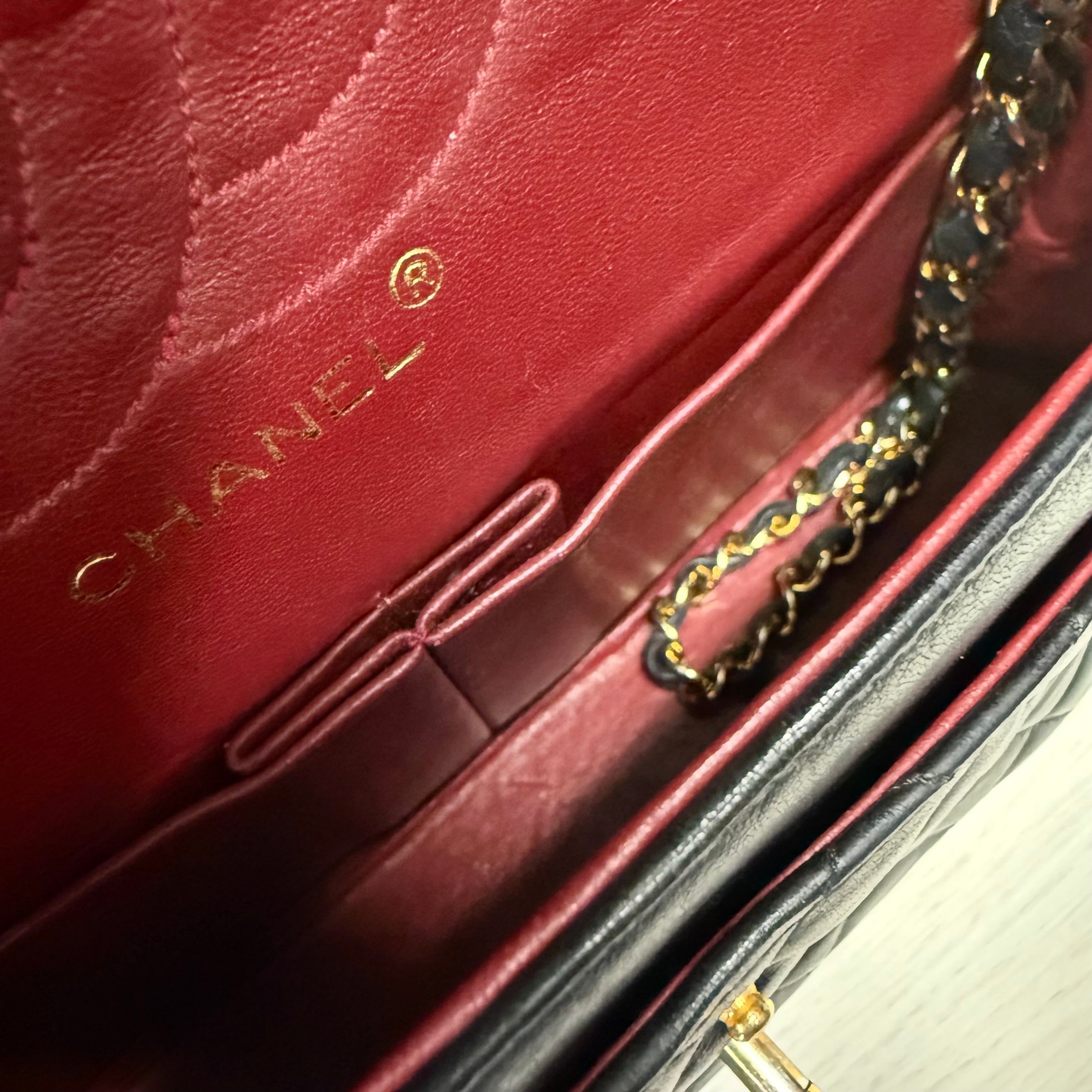 Chanel | Classic Flap Shoulder Bag – Black Quilted Leather & Gold Hardware (Excellent Condition)