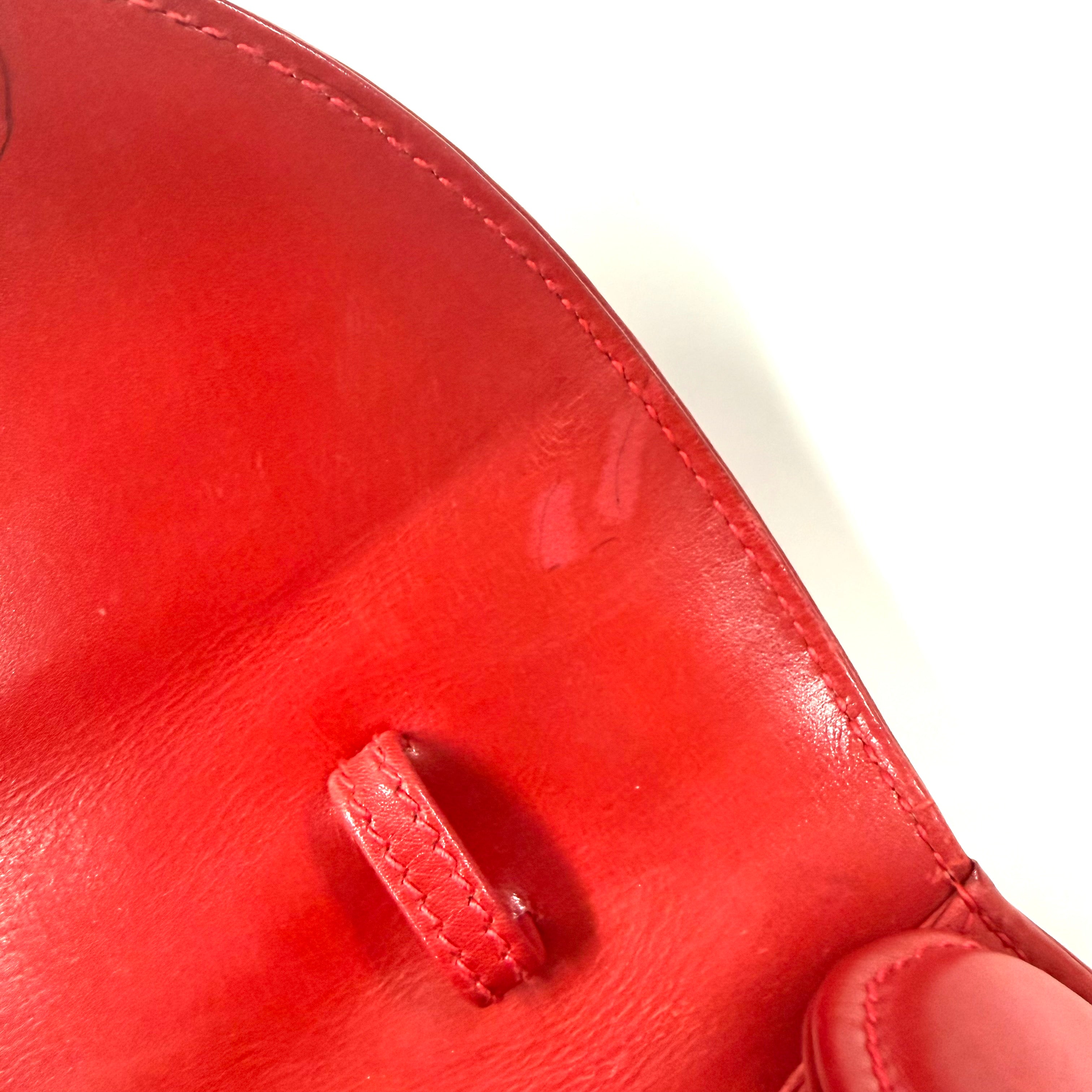 Gucci | Medium Bamboo Top Handle Bag – Red Leather & Gold Hardware (Vintage Condition)