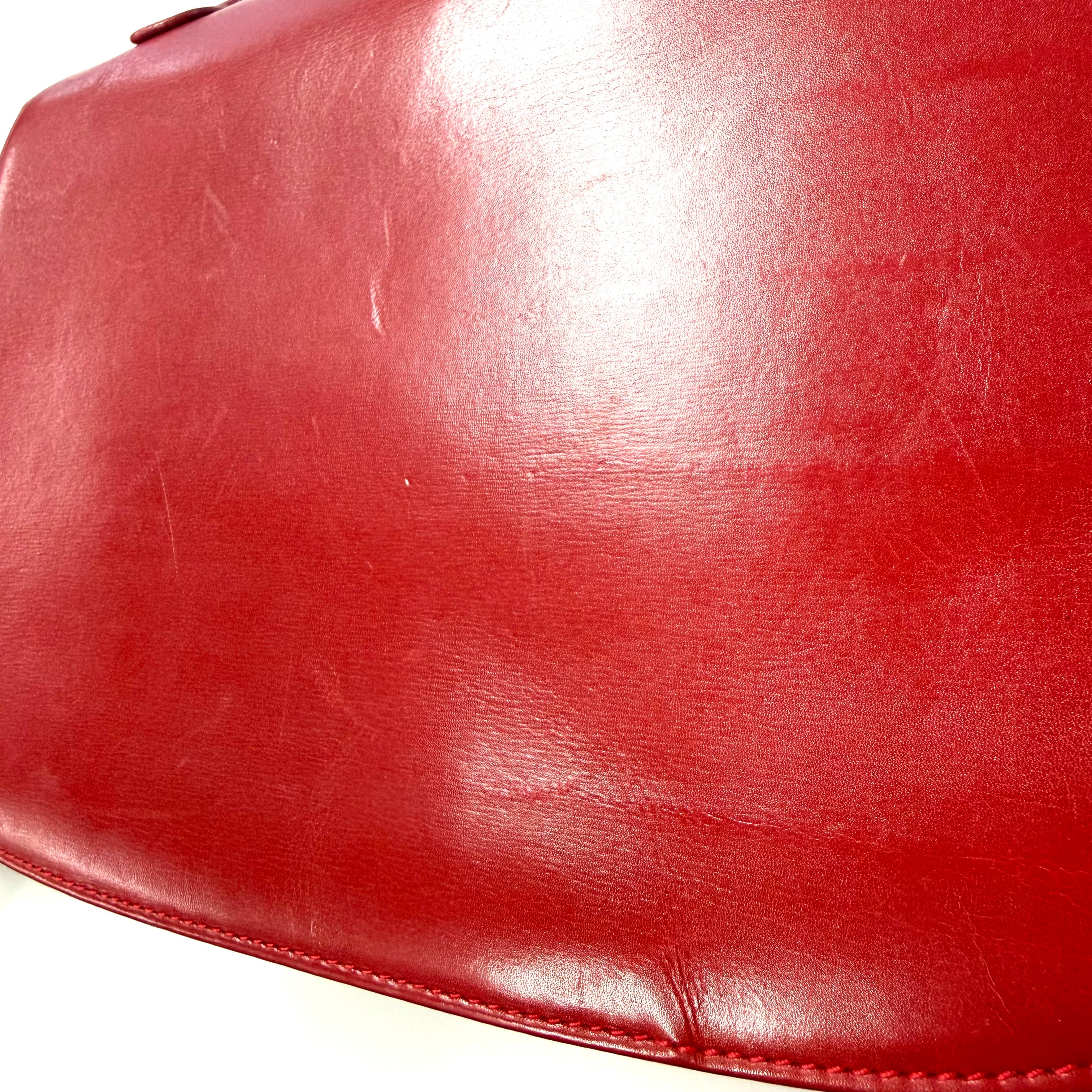 Gucci | Medium Bamboo Top Handle Bag – Red Leather & Gold Hardware (Vintage Condition)