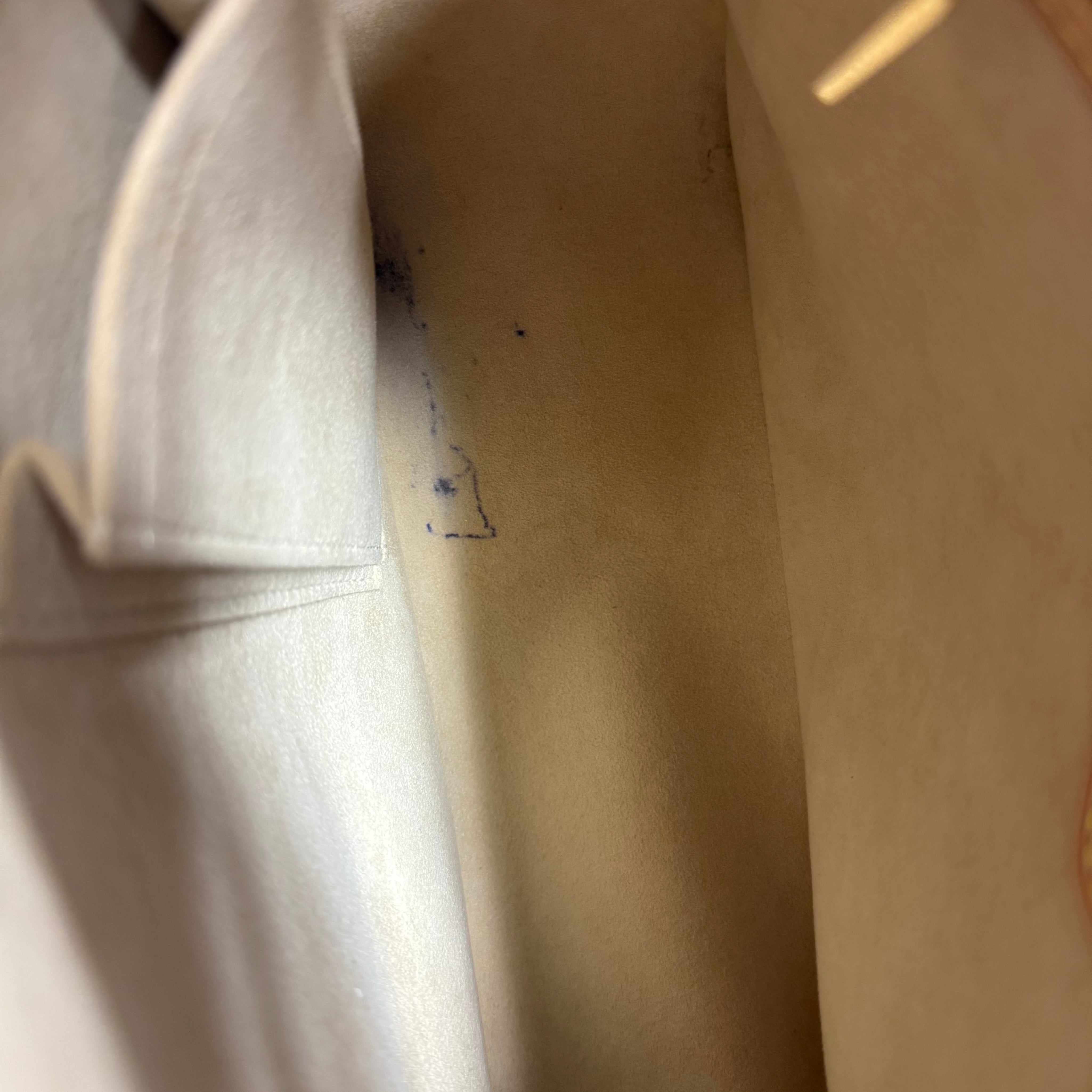 Louis Vuitton | Looping MM  Monogram Shoulder Bag – Brown Canvas & Vachetta Leather (Excellent Condition)