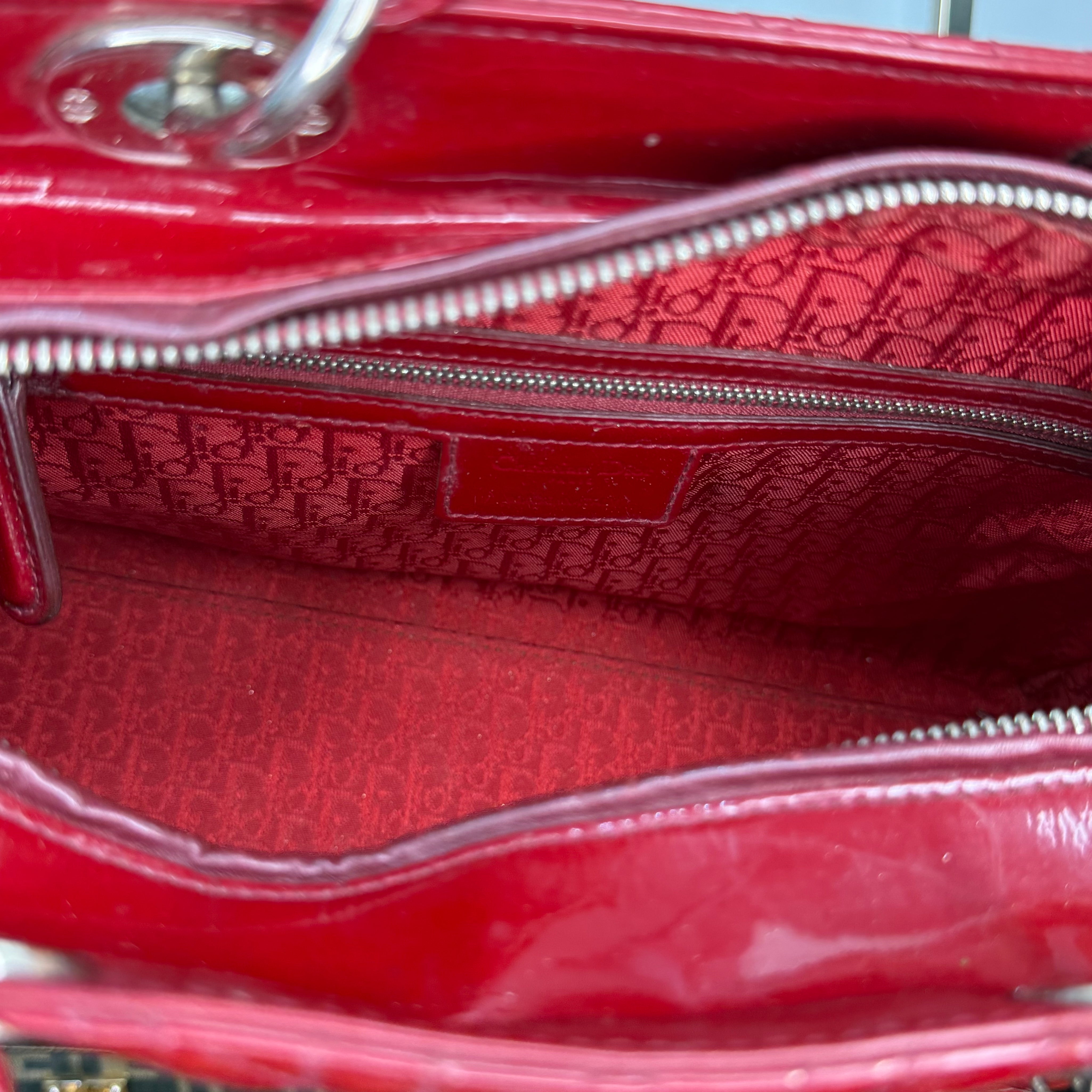 Dior | Lady Dior Large - Scarlet Red Patent Leather (Excellent Condition) - CONS