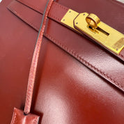 Hermes | Kelly Sellier 32 in Deep Red (Excellent Condition)