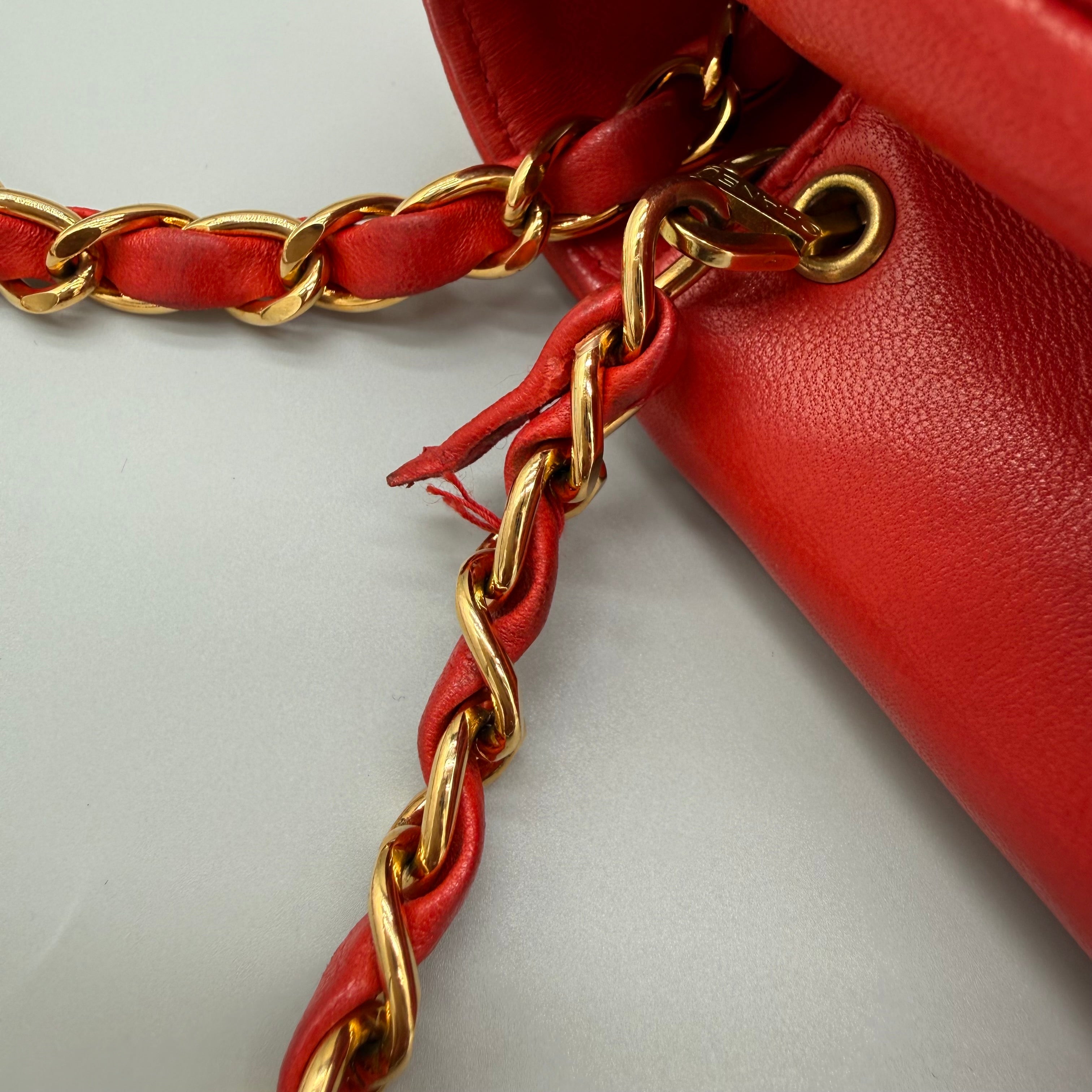 Chanel Vintage Diana Flap Large | Red Lambskin | Gold Hardware