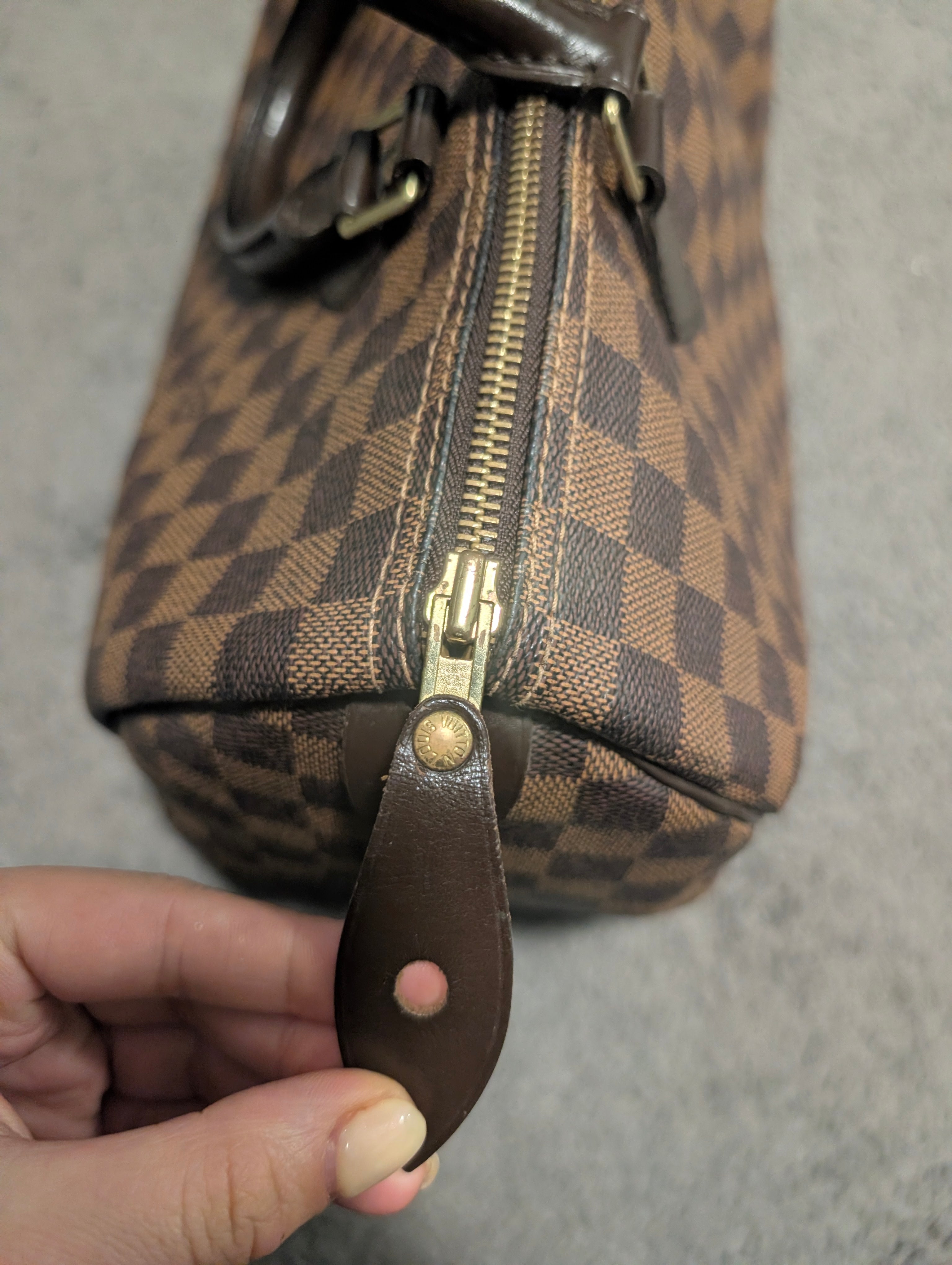 Louis Vuitton Speedy 30