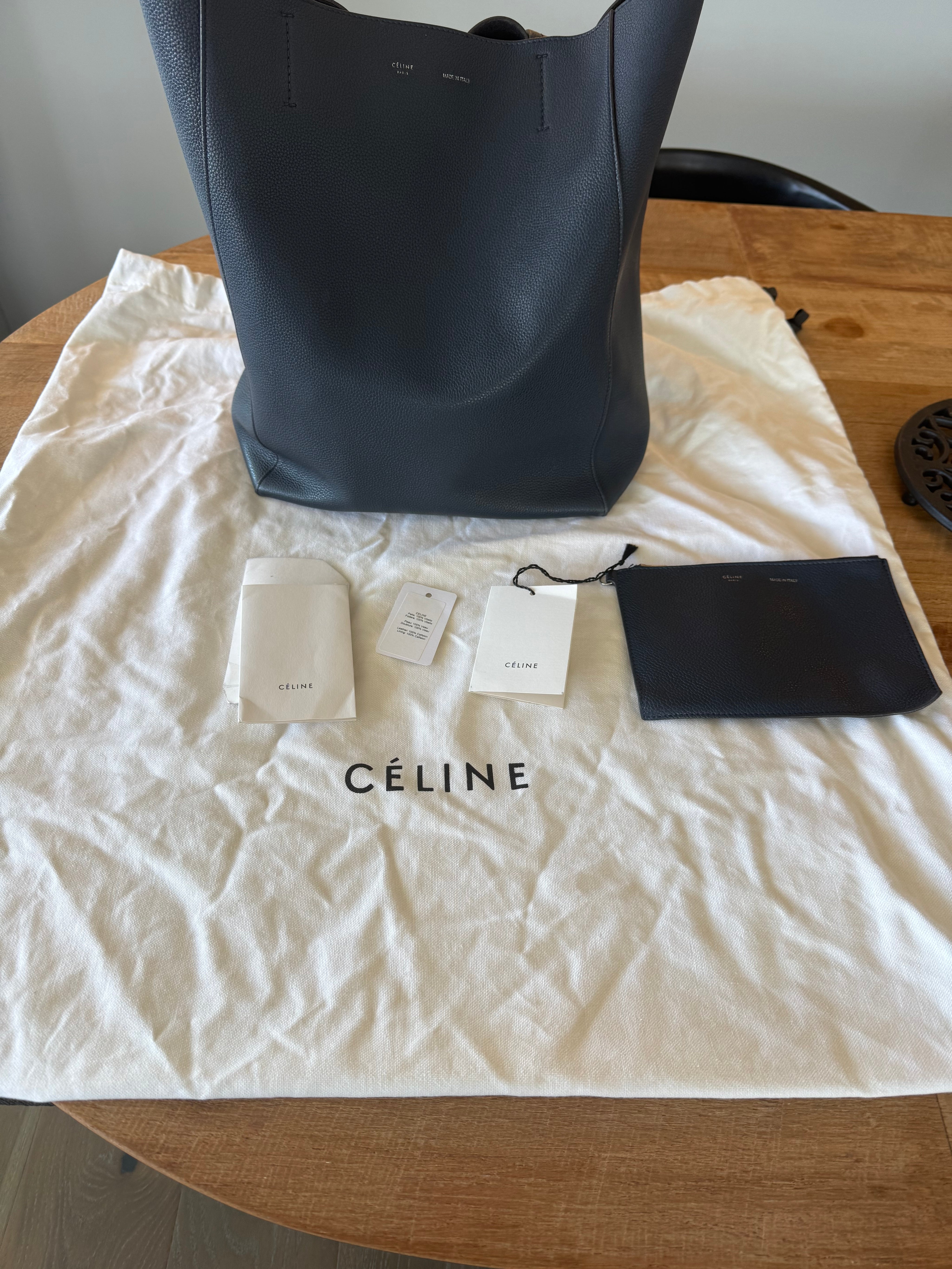 Celine - cons