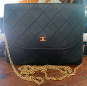 CHANEL vintage cross body bag