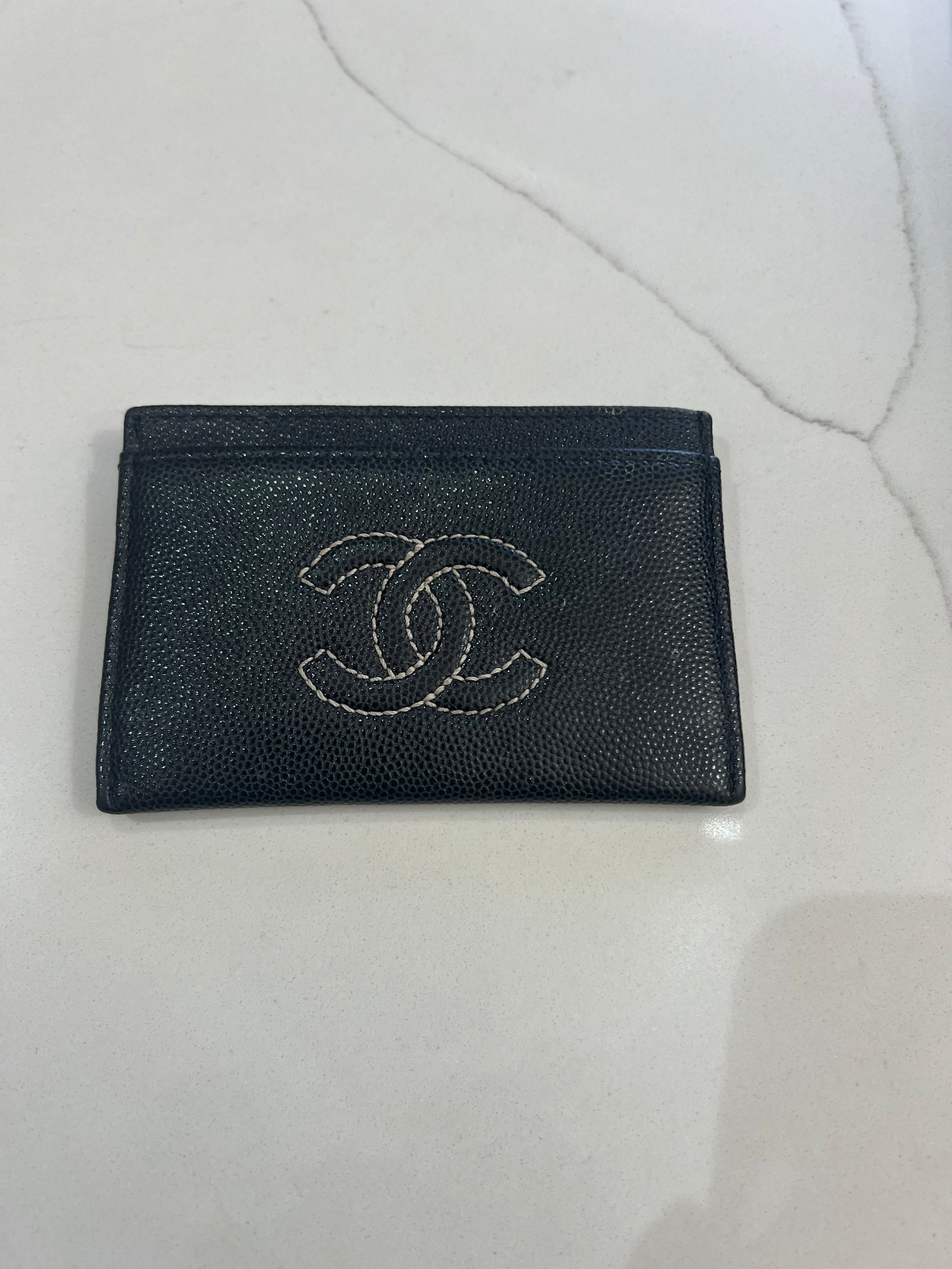 Chanel - CONS