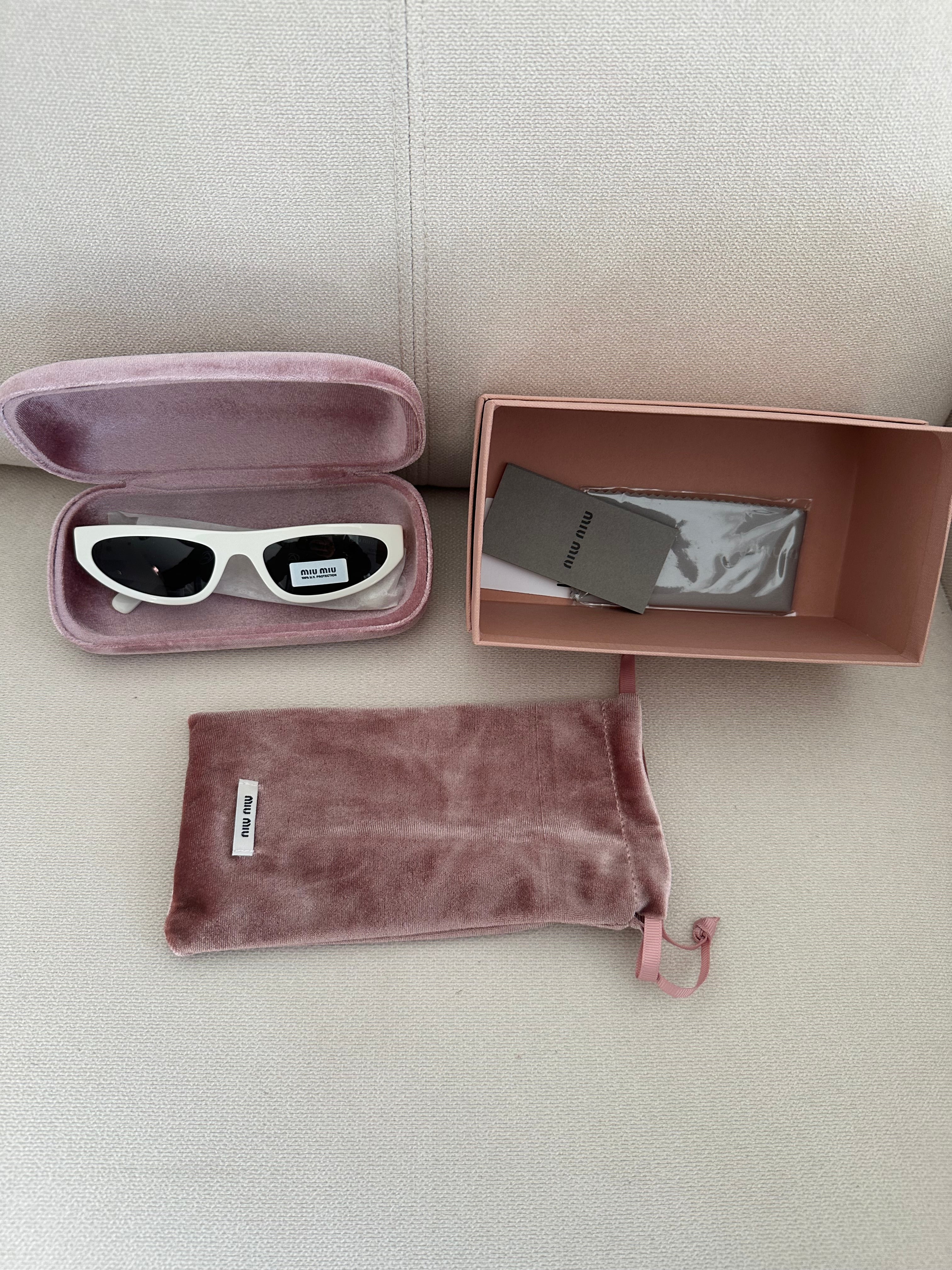 Miu miu - CONS
