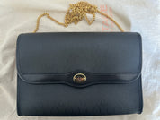 Christian Dior - cons