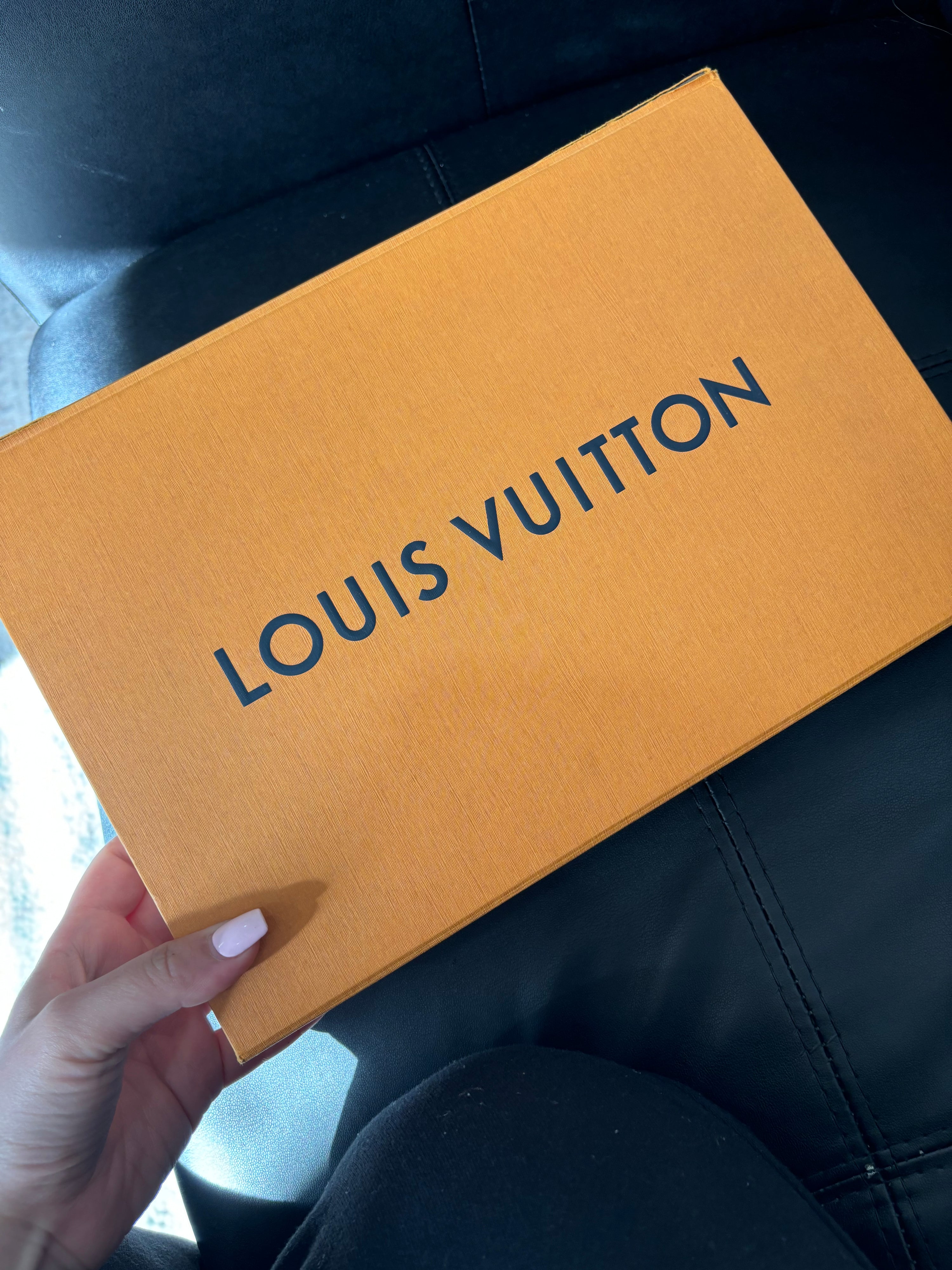 LV - Cons
