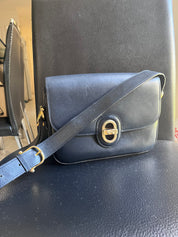 Celine - CONS