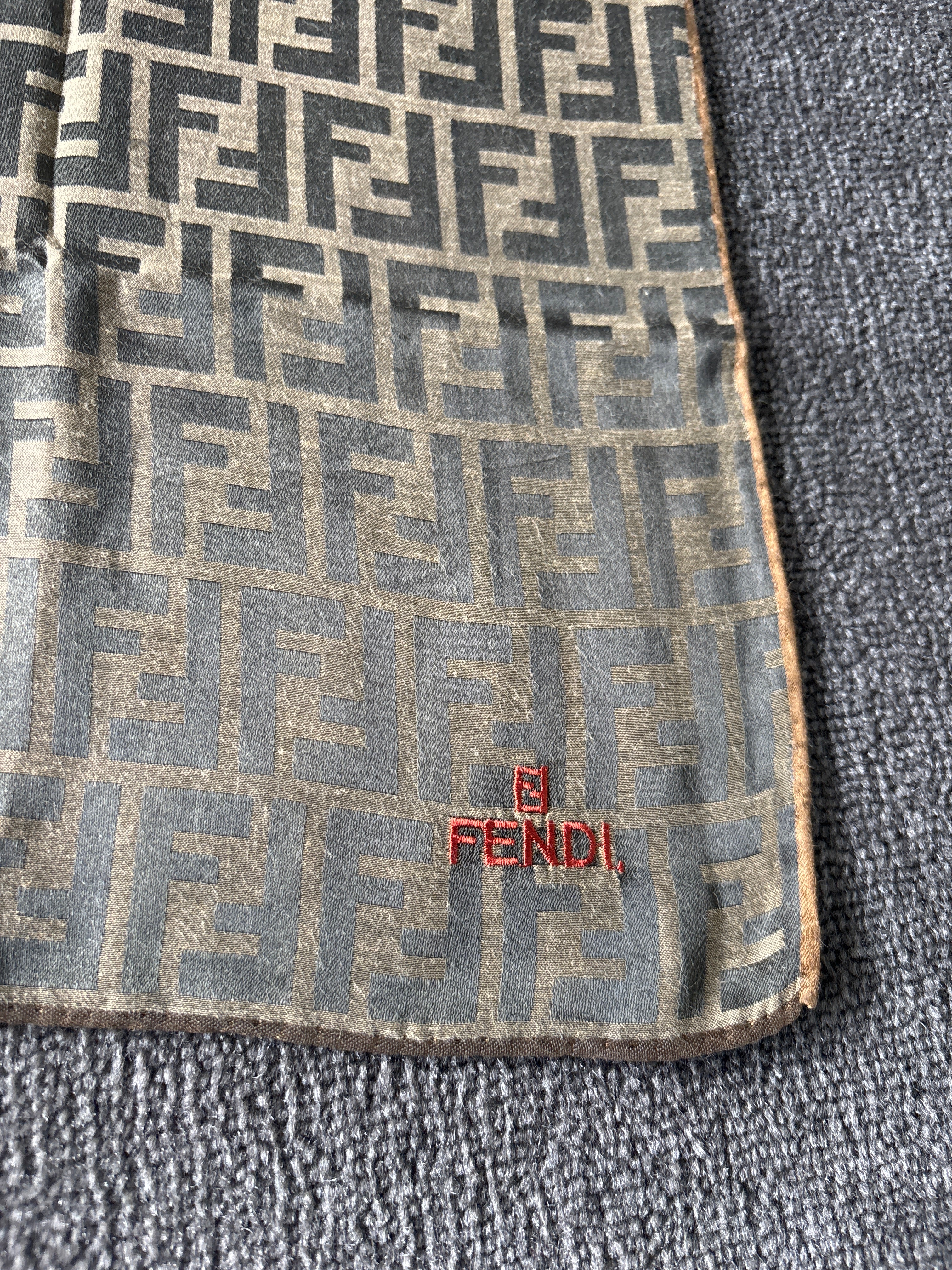 Fendi - cons