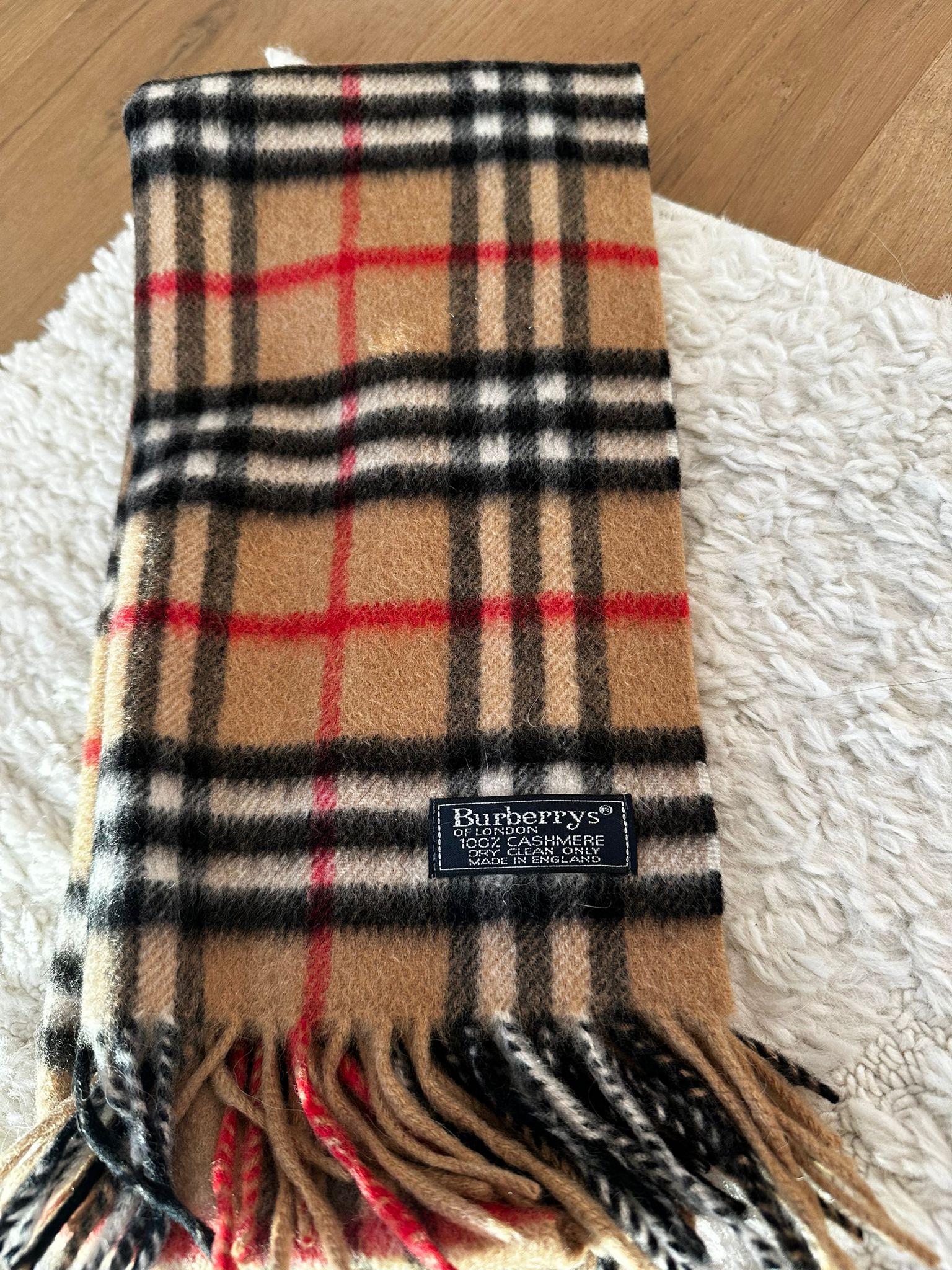 Burberry - CONS