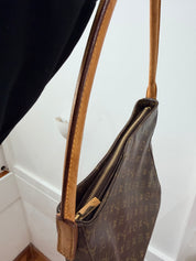 Louis Vuitton Looping GM shoulder bag